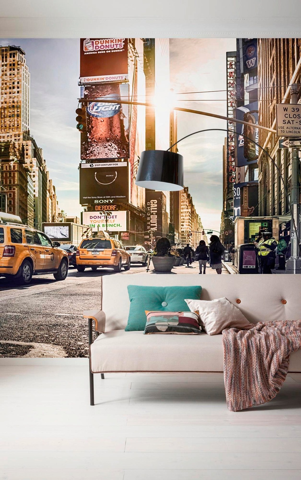 Komar Vliestapete »Digitaldruck Vlies - Times Square - Größe 300 x 250 cm«, günstig online kaufen