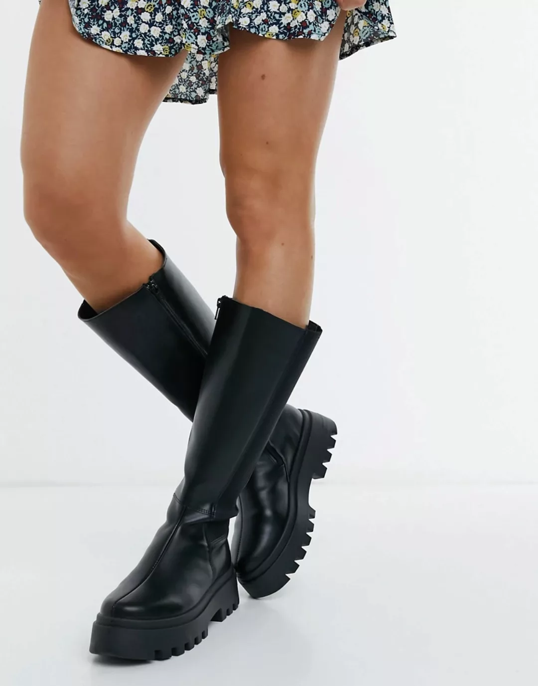 ASOS DESIGN – Cora – Kniehohe Stiefel mit dicker Sohle in Schwarz günstig online kaufen