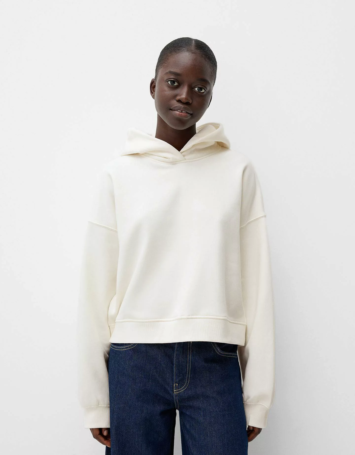 Bershka Hoodie Aus Plüsch Damen M Grbrochenes Weiss günstig online kaufen