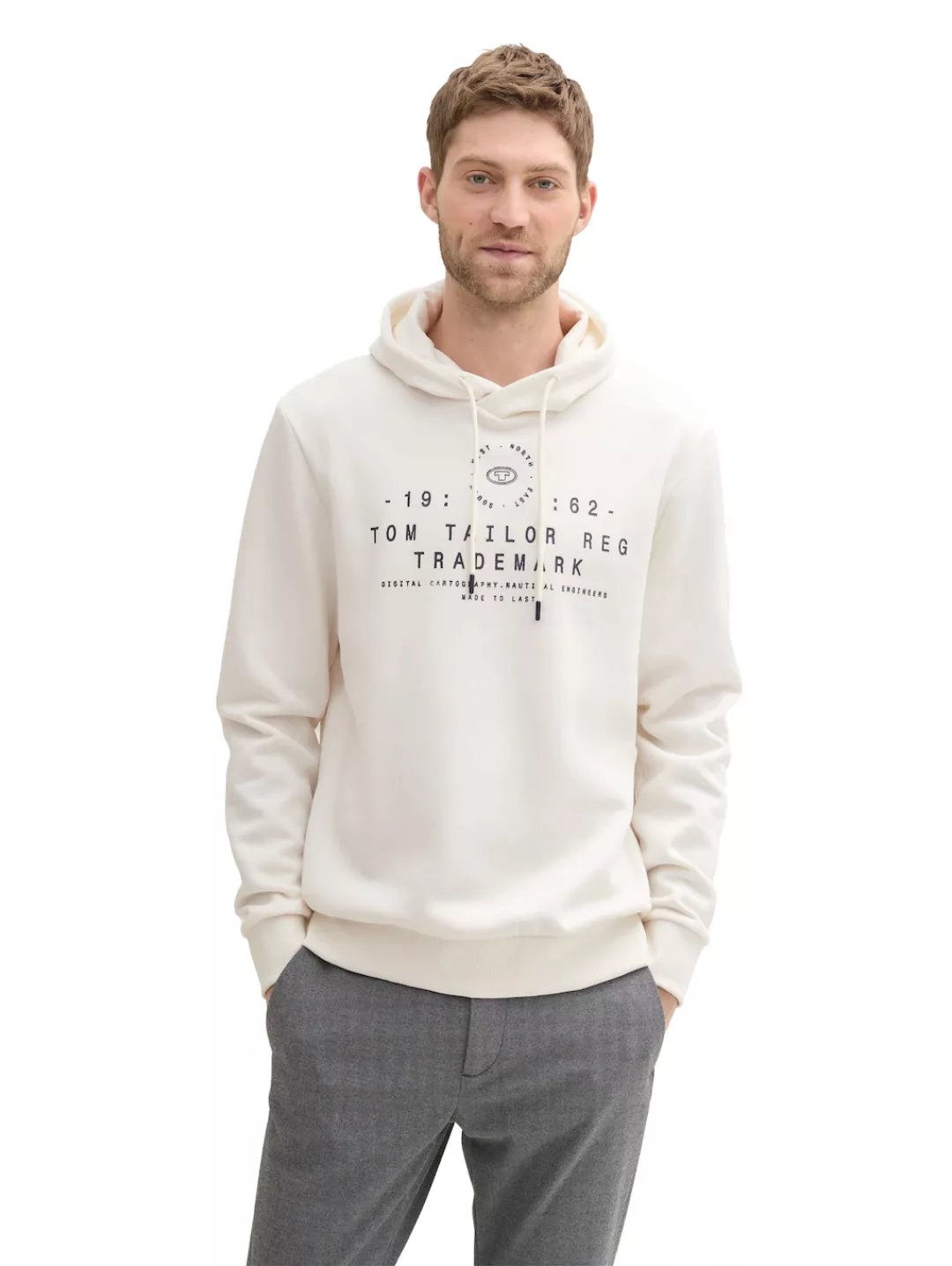 TOM TAILOR Kapuzensweatshirt mit großem Logo-Frontprint günstig online kaufen