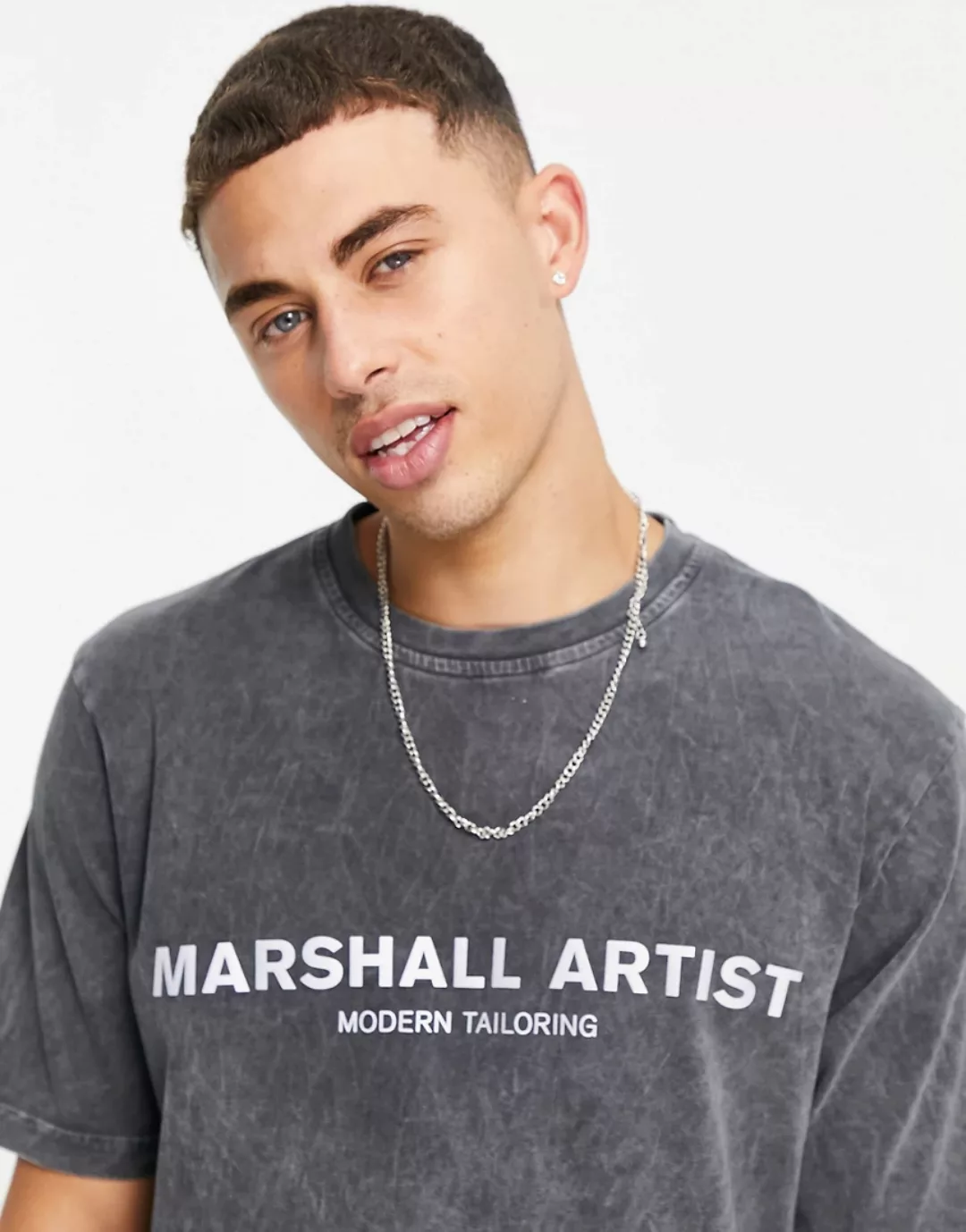 Marshall Artist – Oversize-T-Shirt in Grau mit Acid-Waschung und reflektier günstig online kaufen