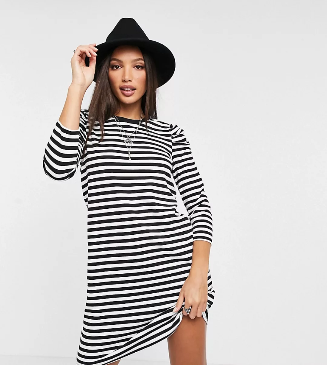 Only Tall – Gestreiftes Mini-T-Shirt-Kleid mit Puffärmeln in Schwarz günstig online kaufen