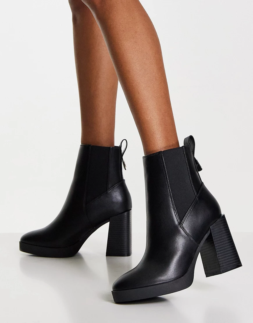 River Island – Chelsea-Stiefel in Schwarz mit Absatz günstig online kaufen