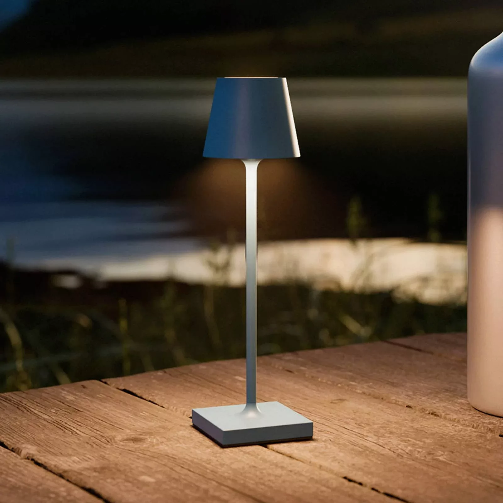 LED-Akkutischlampe Nuindie pocket, blau, IP54, dimmbar günstig online kaufen