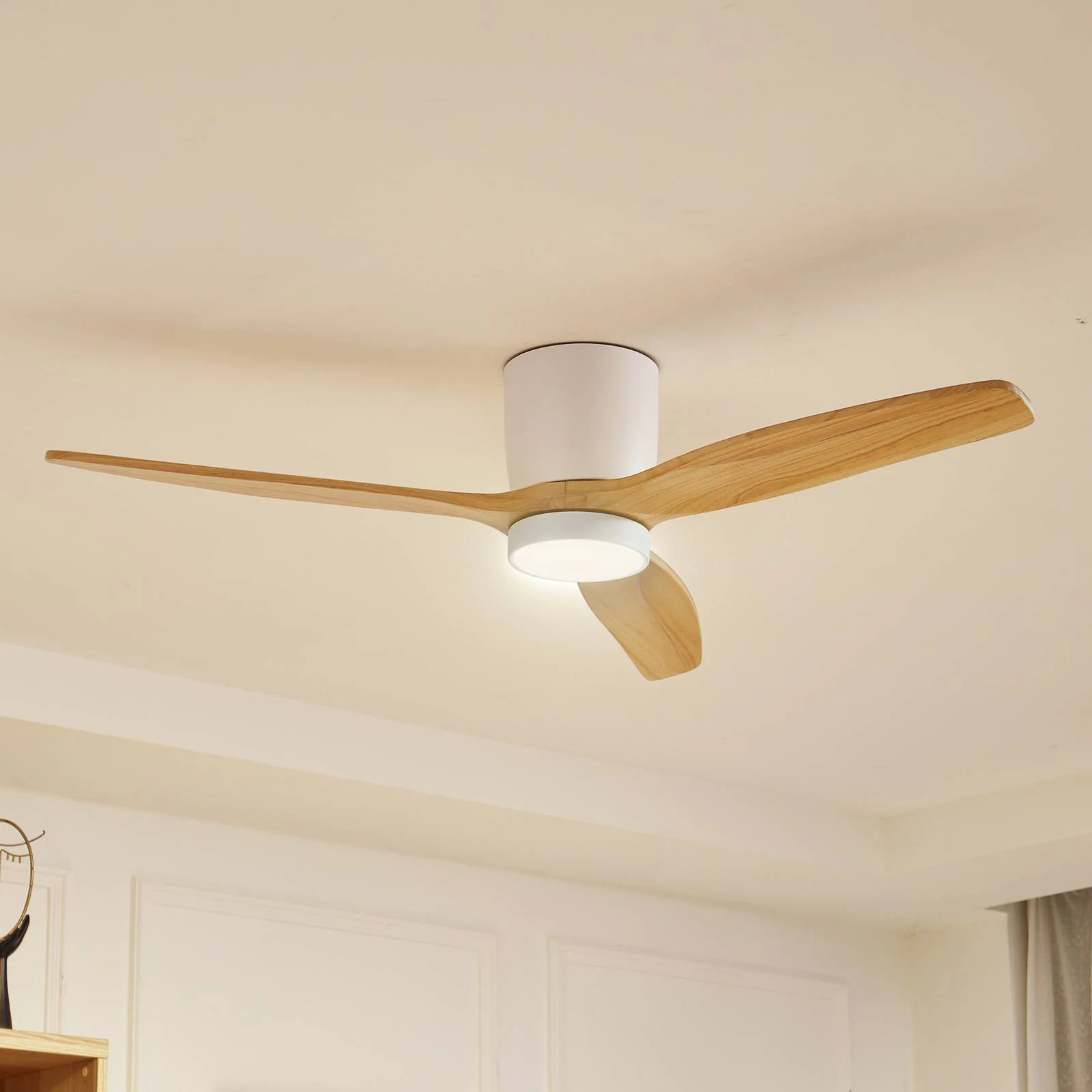 Lucande LED-Deckenventilator Faipari, weiß, DC, leise, 132cm günstig online kaufen