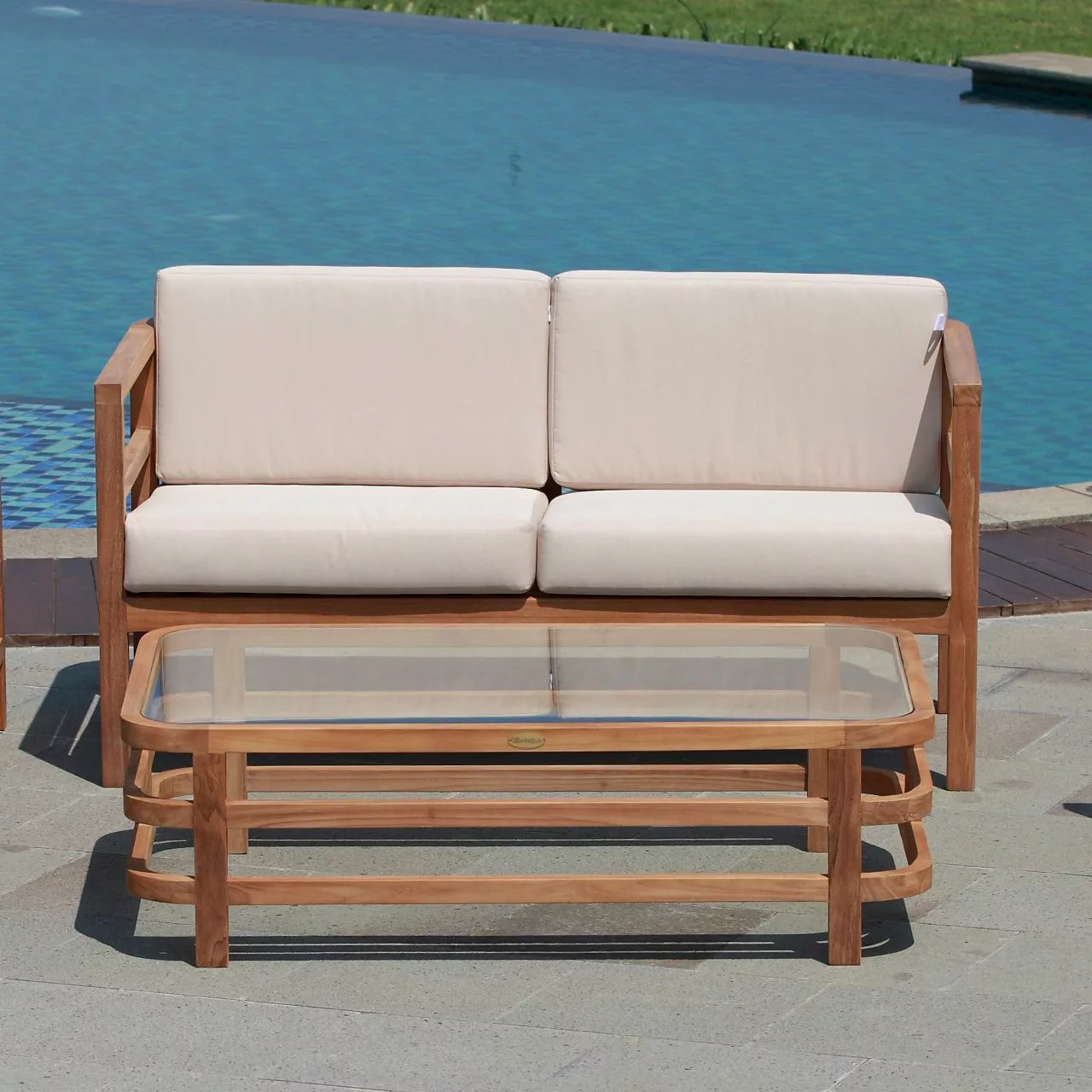 Couchtisch Pusiano Teak Massivholz günstig online kaufen