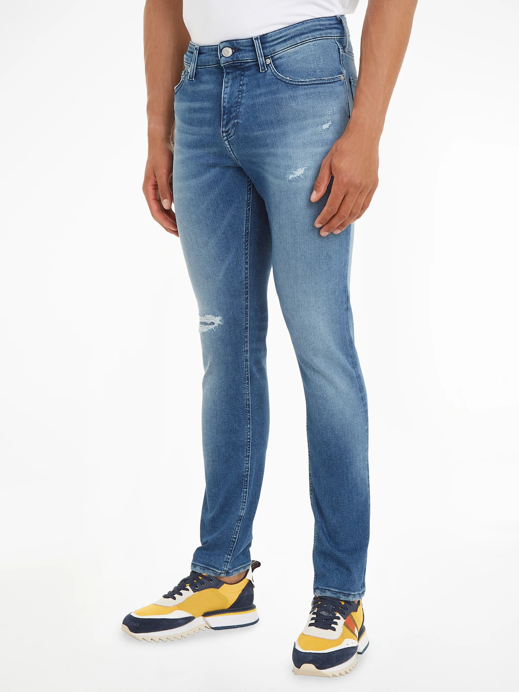 Tommy Jeans Slim-fit-Jeans "SCANTON SLIM", mit Abrieb- und Destroyeddetails günstig online kaufen