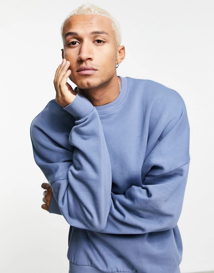 ASOS DESIGN – Extrem übergroßes Sweatshirt in Blau günstig online kaufen