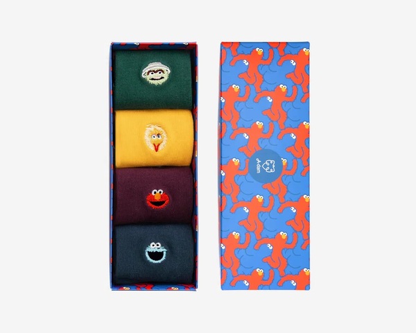 Socken Mit Stickerei. Sesamstrassen Motiv - 4er Pack günstig online kaufen