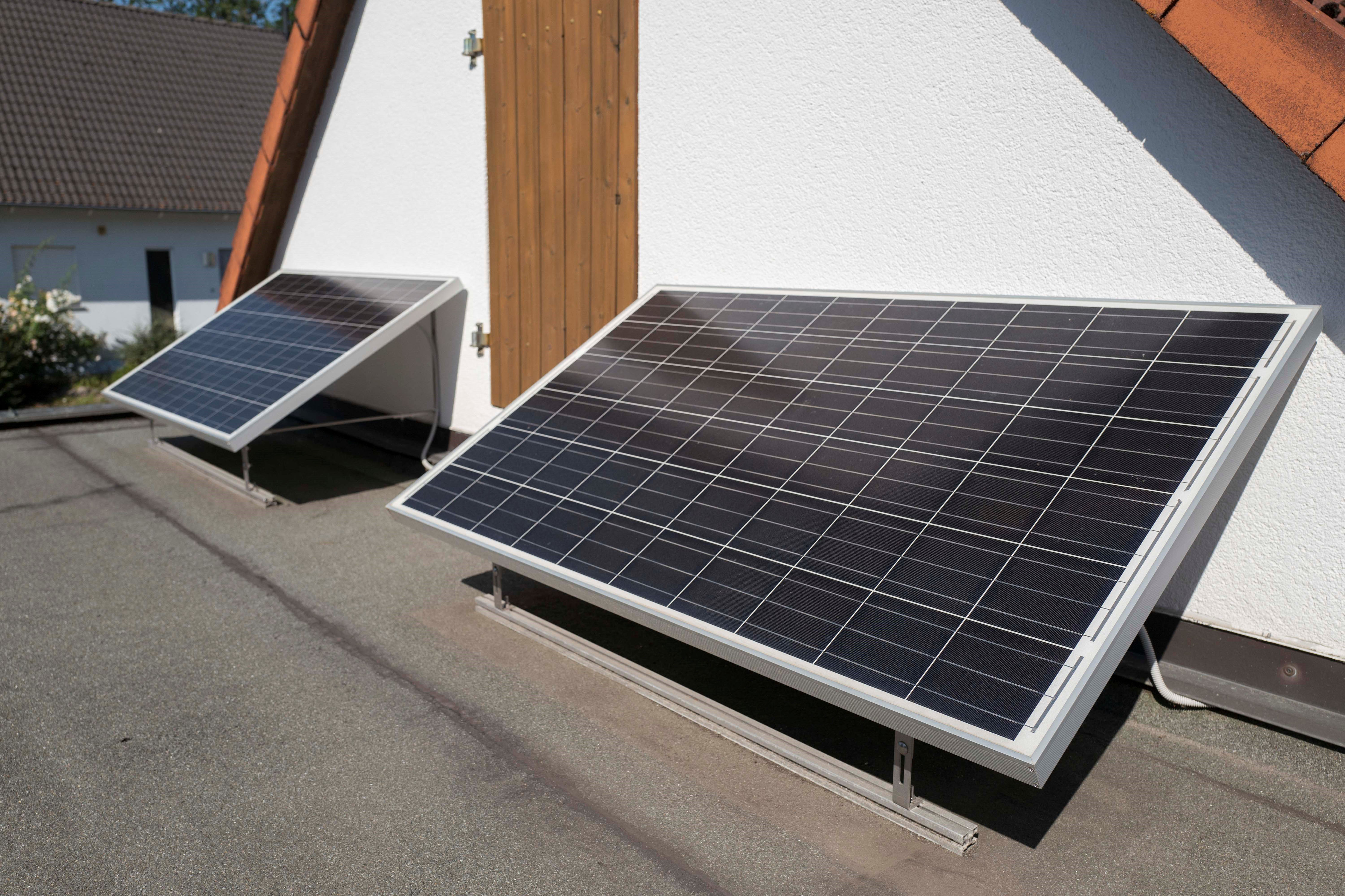 Sunset Solarmodul »Balkonkraftwerk SUNpay®600plus«, inkl. Edelstahl-Halteru günstig online kaufen