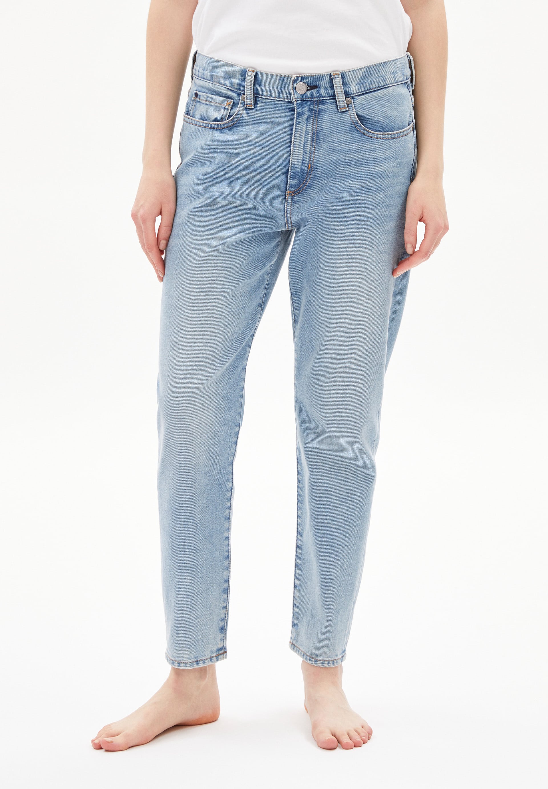 Jeans CAYAA TAPERED in light von ARMEDANGELS günstig online kaufen