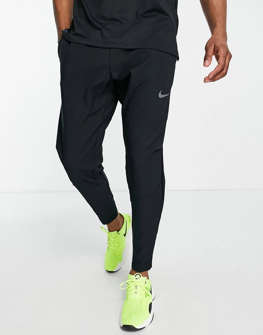 Nike Pro Training – Flex Vent Max – Jogginghose in Schwarz günstig online kaufen