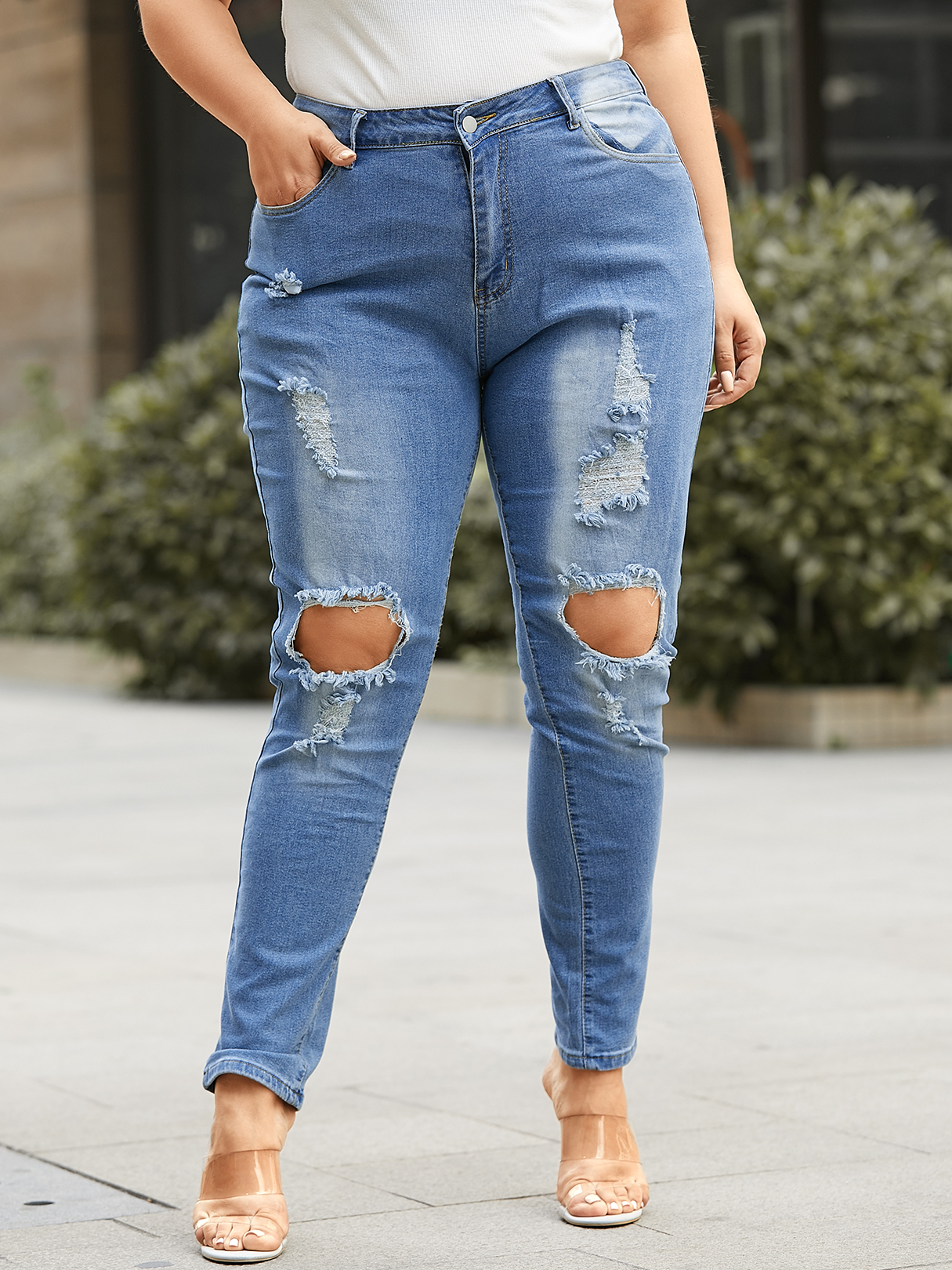 Zufällig zerrissene Jeans in Übergröße günstig online kaufen