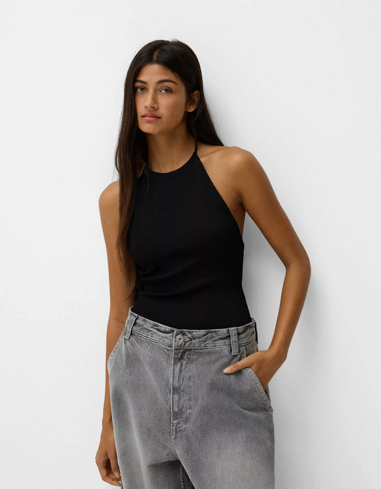 Bershka Rückenfreier Body Mit Neckholder Damen S Schwarz günstig online kaufen