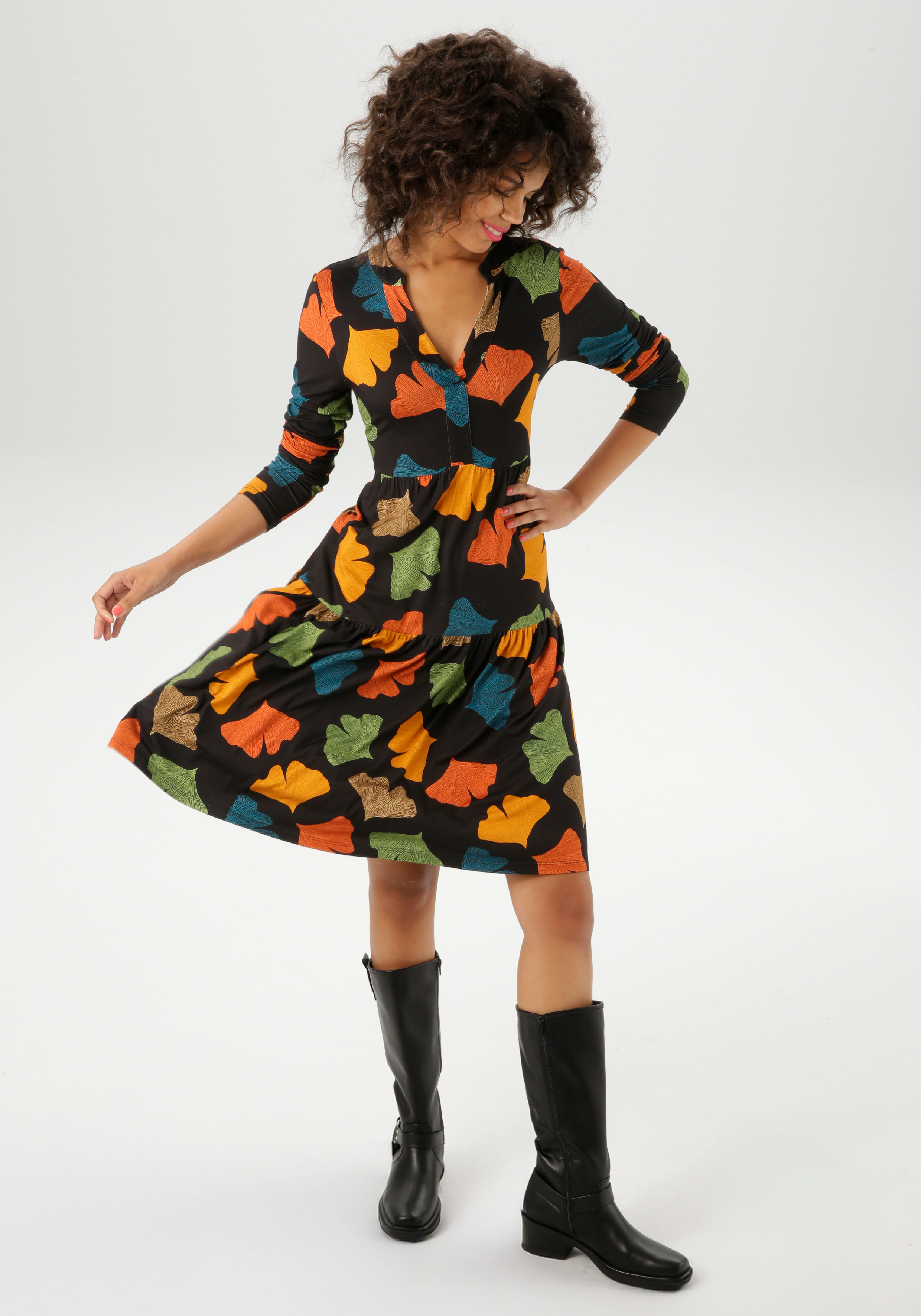 Aniston CASUAL Jerseykleid, mit bunten Blättern bedruckt - jedes Teil ein U günstig online kaufen