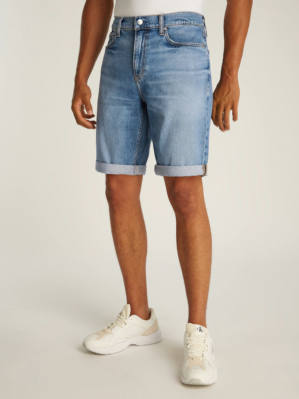 Calvin Klein Jeans Shorts "SLIM SHORT", mit Umschlagsaum günstig online kaufen