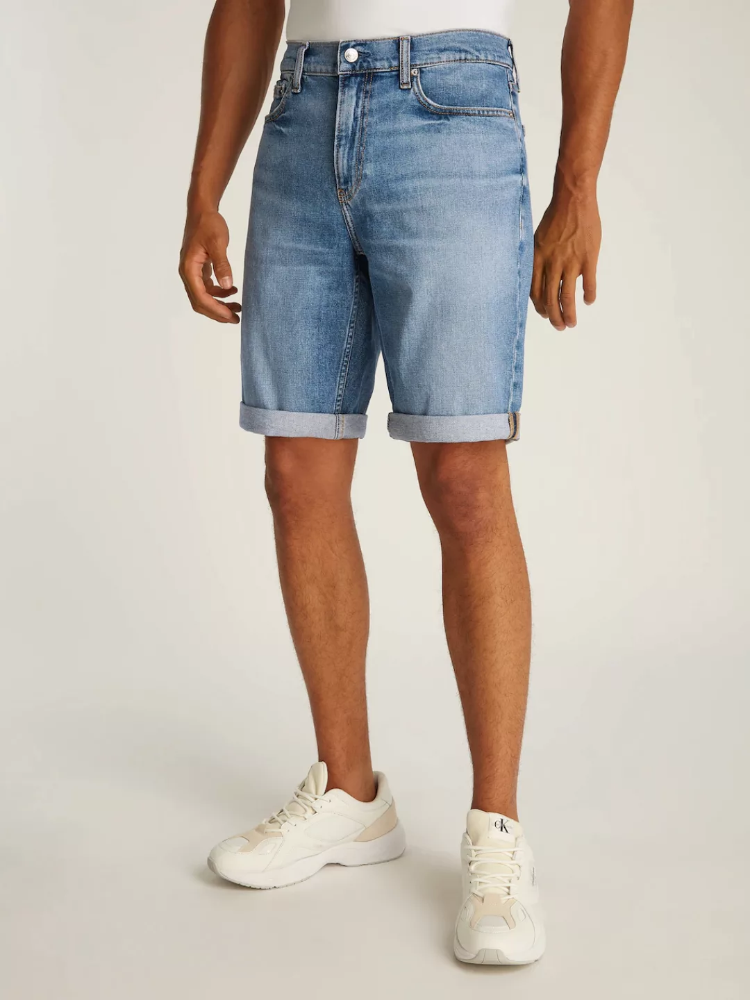 Calvin Klein Jeans Shorts "SLIM SHORT", mit Umschlagsaum günstig online kaufen