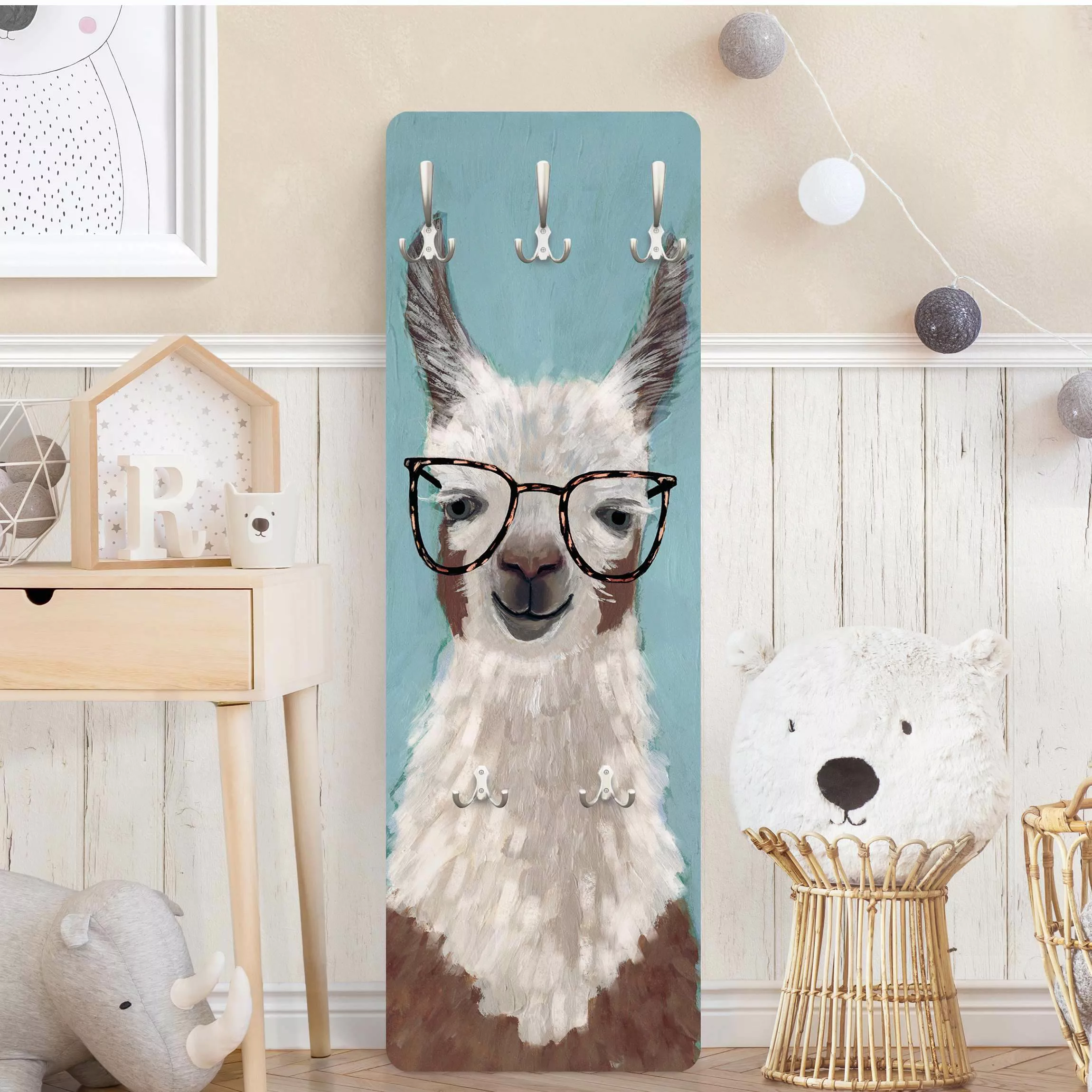 Wandgarderobe Holzpaneel Kinderzimmer Lama mit Brille II günstig online kaufen