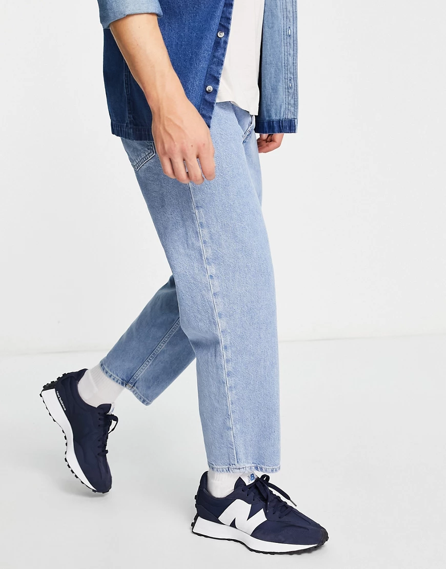 Jack & Jones Intelligence – Rob – Kurz geschnittene Jeans in Hellblau mit w günstig online kaufen