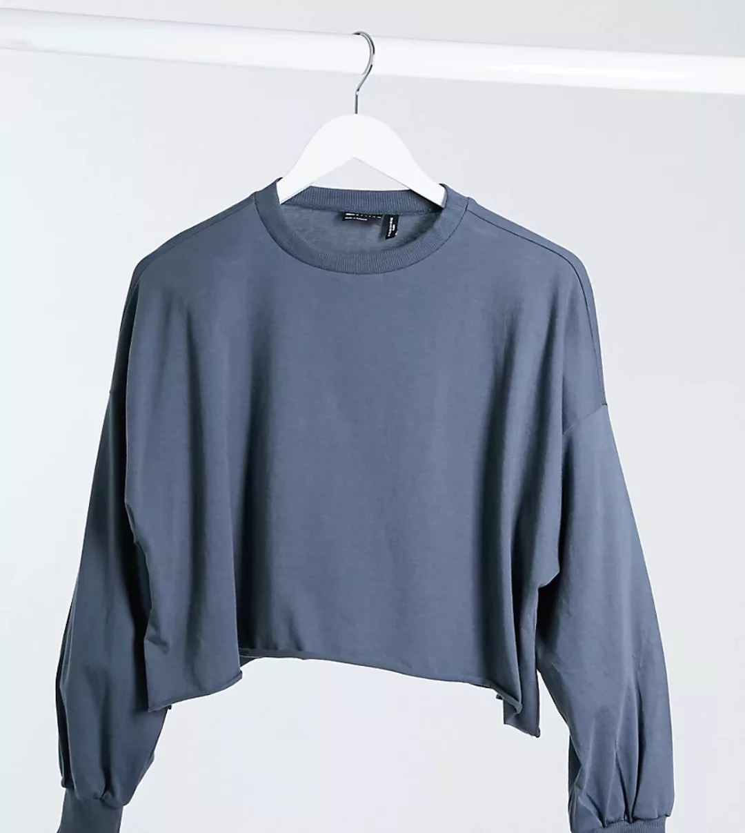 ASOS DESIGN Petite – Super-Oversize-T-Shirt mit weiten Ärmeln in Haifischgr günstig online kaufen