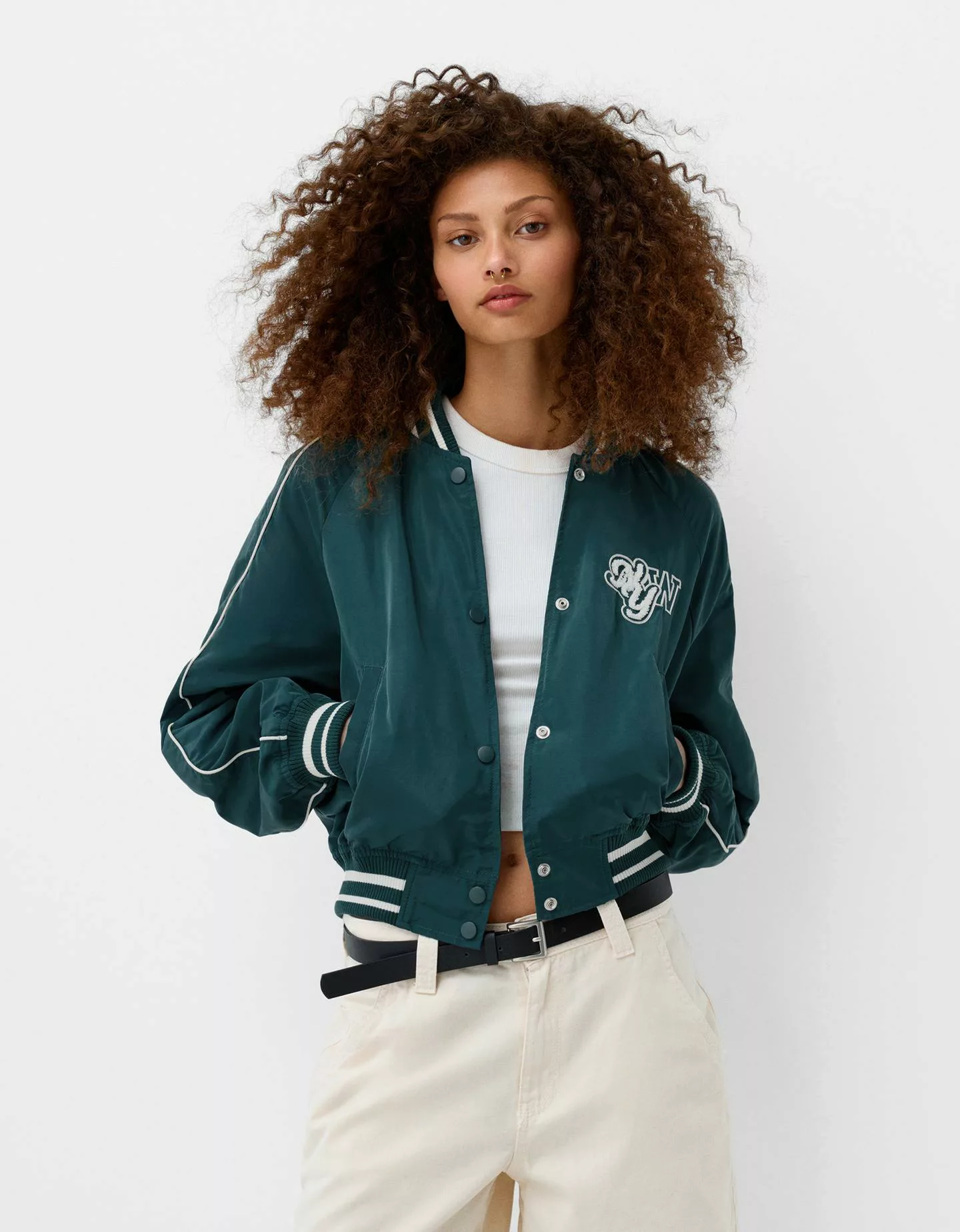 Bershka College-Jacke Damen L Grün günstig online kaufen