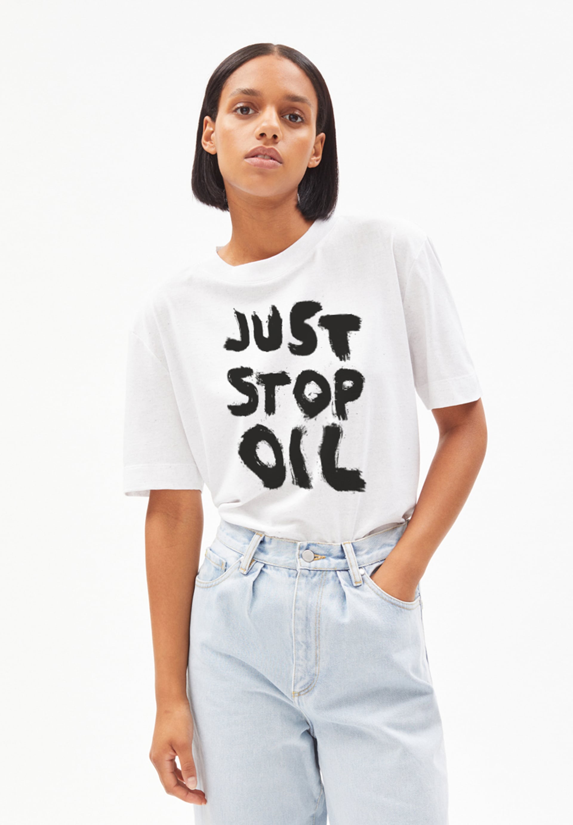 T-Shirt TARAA JUST STOP OIL 01 in white von ARMEDANGELS günstig online kaufen
