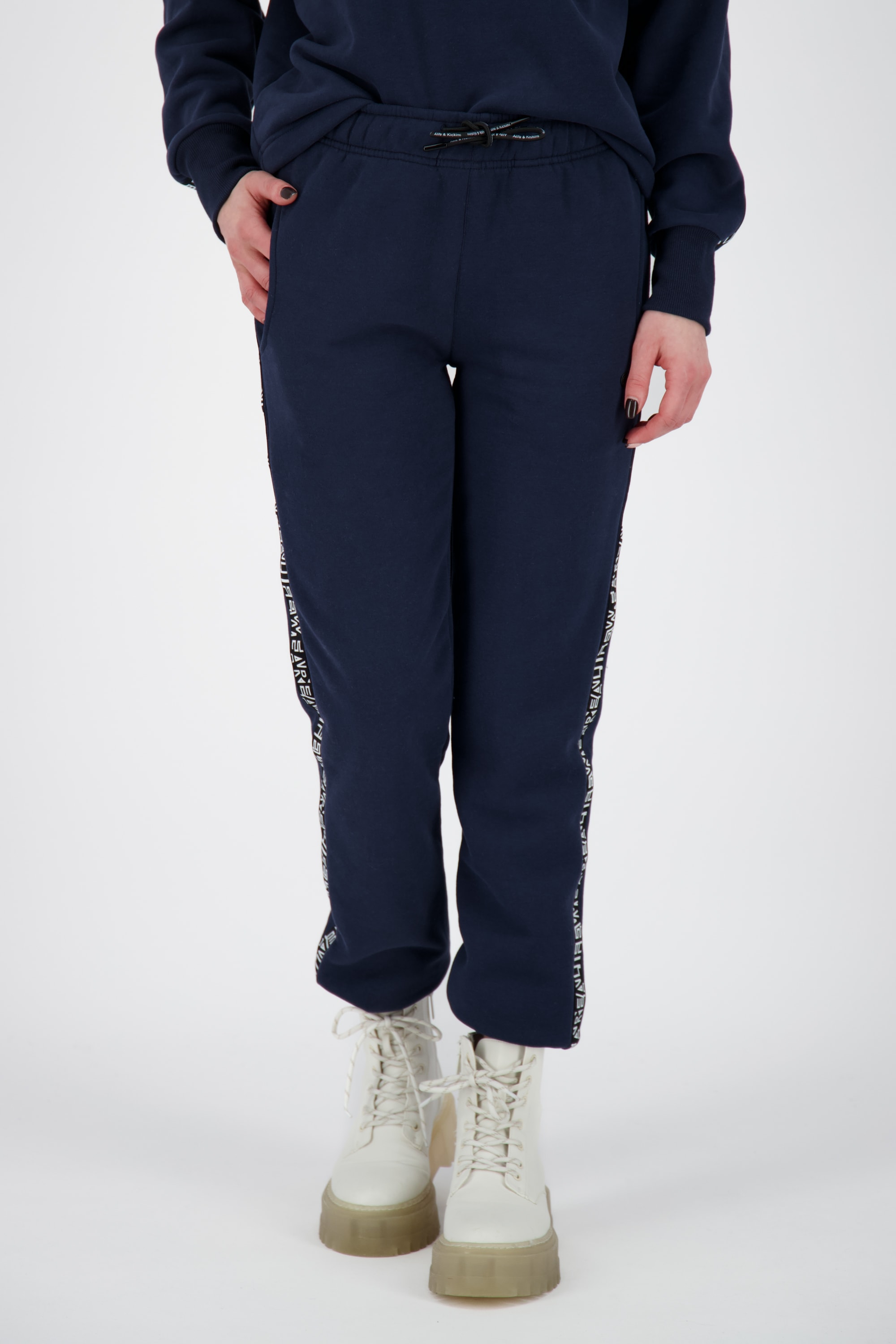 Alife & Kickin Sweathose "MonaAK A Sweatpants Damen Sweathose, Freizeithose günstig online kaufen