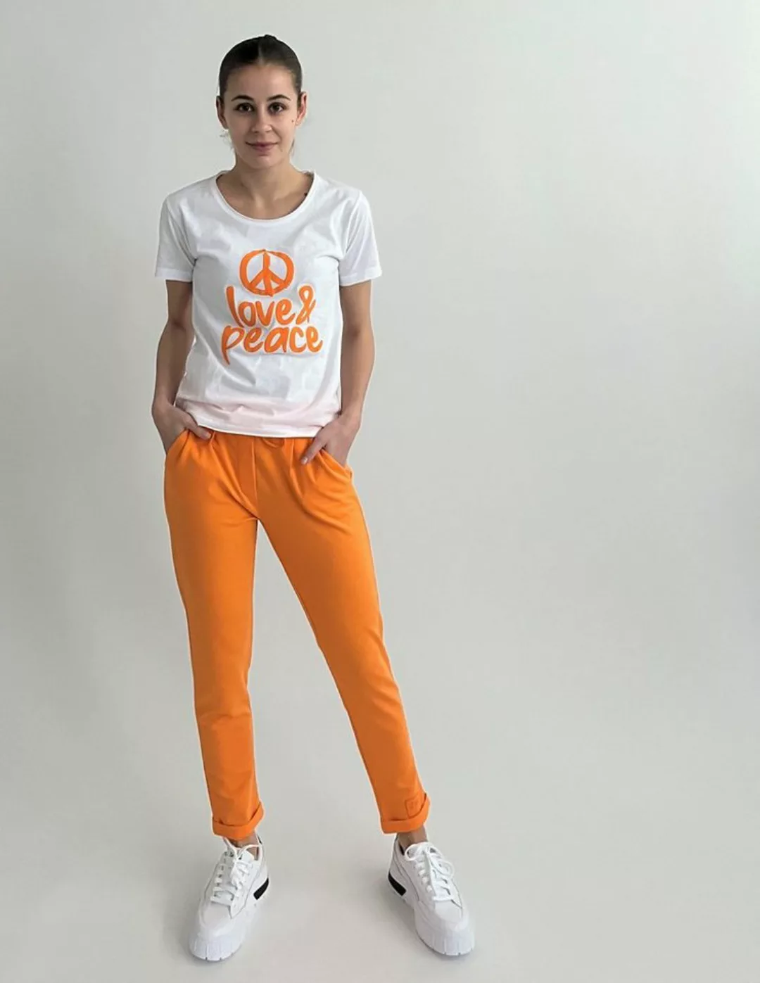 Zuckerwatte Print-Shirt LOVE & PEACE aus 100% Baumwolle, mit Rundhalsaussch günstig online kaufen