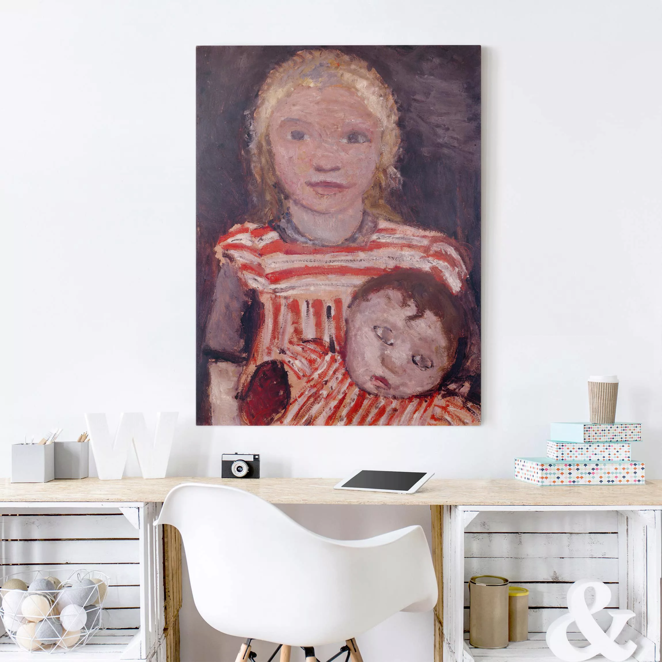 Leinwandbild - Hochformat Paula Modersohn-Becker - Mädchen mit Puppe günstig online kaufen