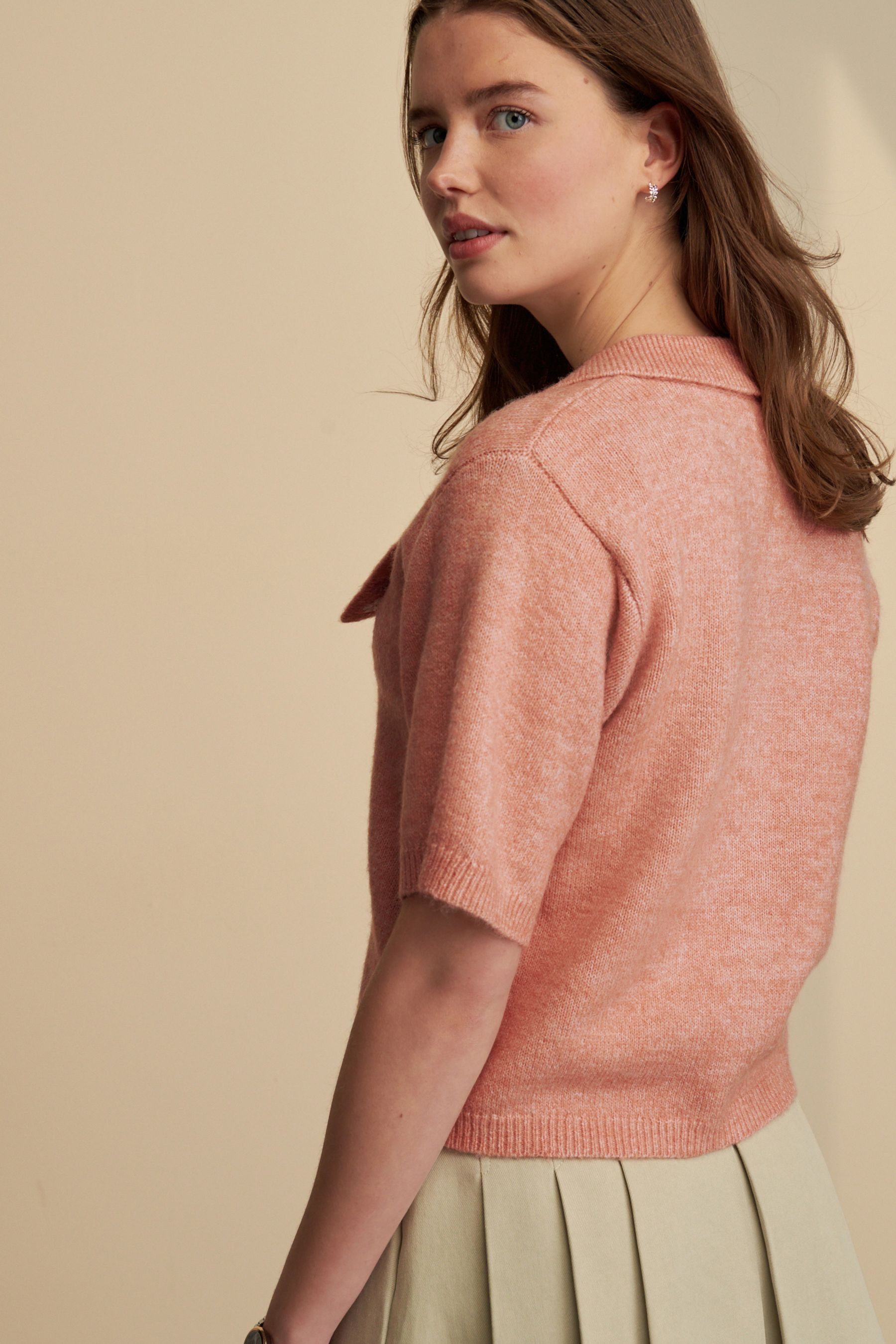 Next Kurzarmpullover Kurzarm-Strickjacke mit Blumenstickereien (1-tlg) günstig online kaufen
