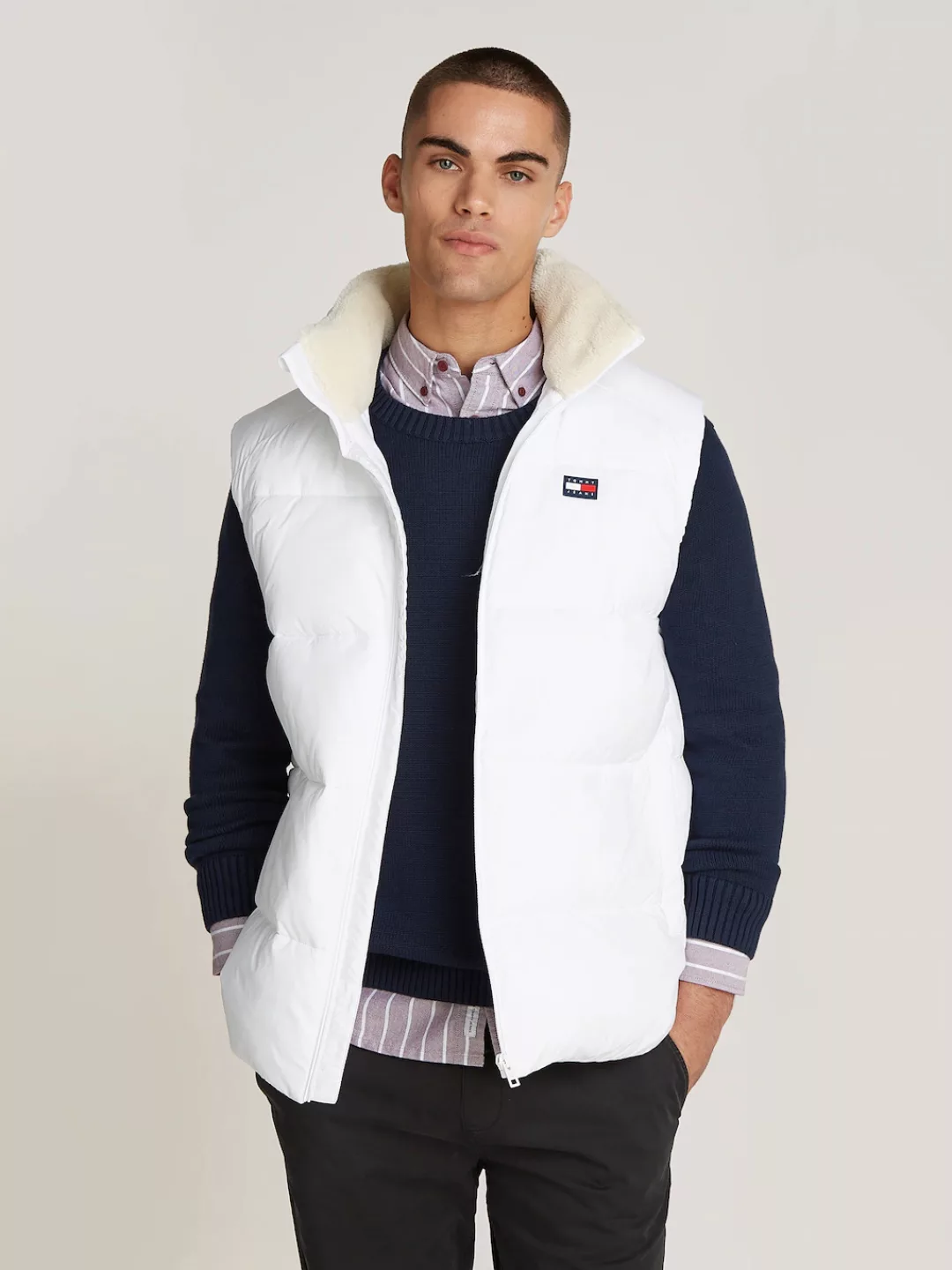 Tommy Jeans Steppweste "TJM POLY PUFFER VEST", Kragen mit Fleece gefüttert, günstig online kaufen