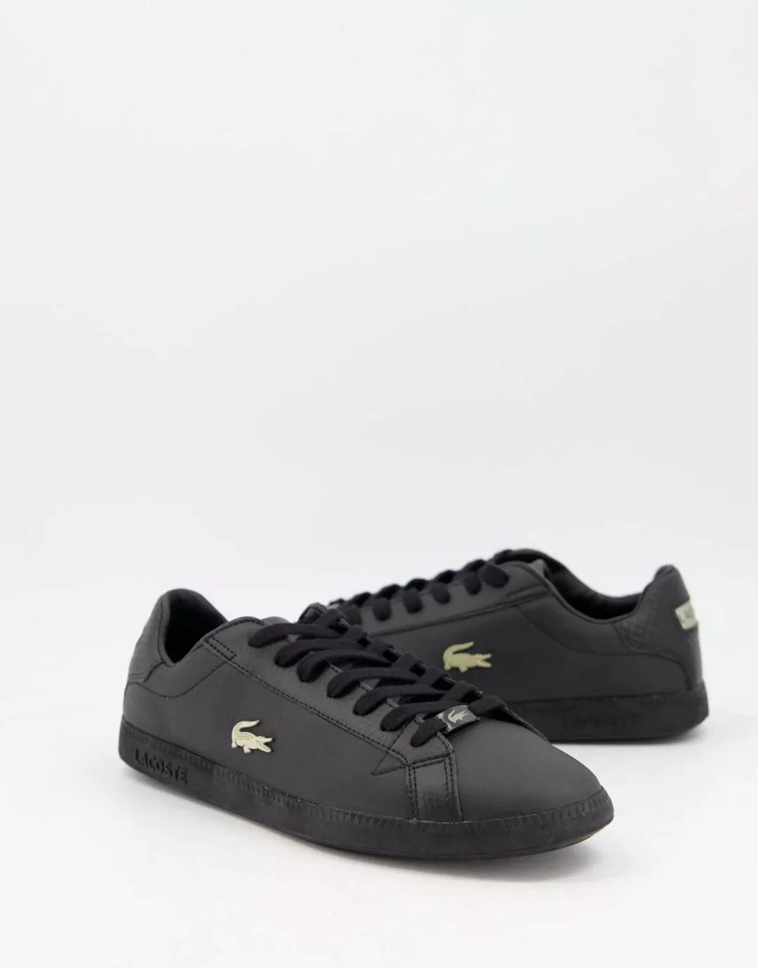 Lacoste – Graduate – Sneaker in Schwarz mit goldenem Krokodil-Logo günstig online kaufen