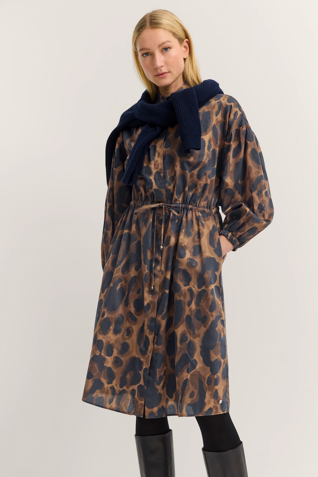 bugatti Blusenkleid "Leo-Muster", mit Bindegurt und aus Baumwolle günstig online kaufen