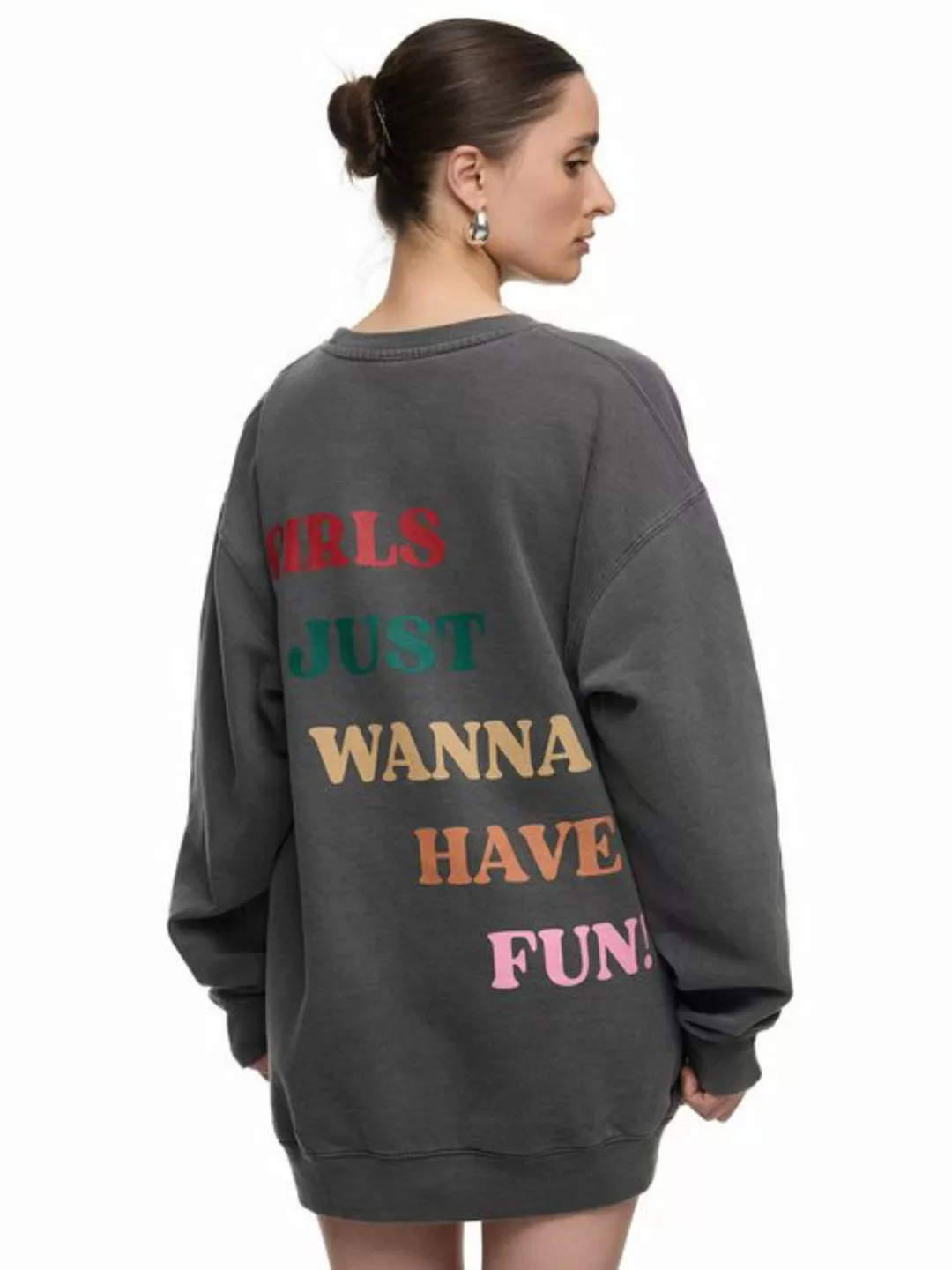 Worldclassca Sweatshirt Worldclassca Oversized Sweatshirt GIRLS FUN Print L günstig online kaufen