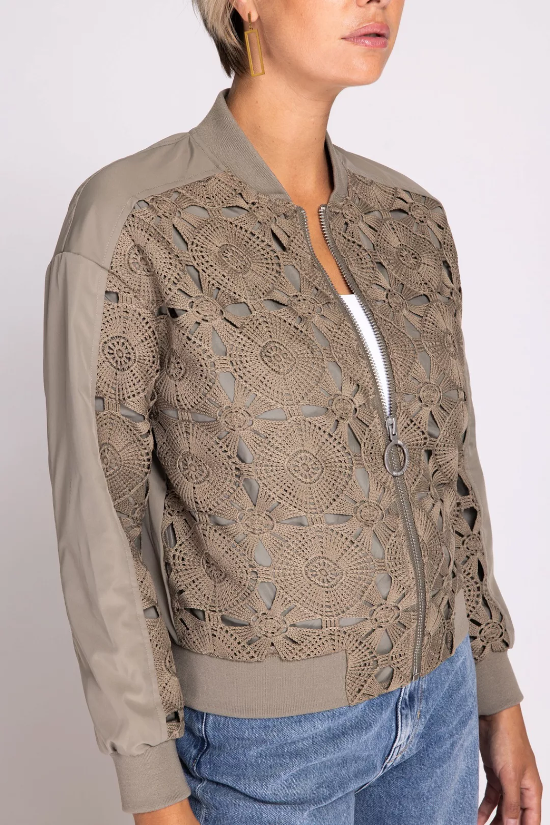 Zhrill Blouson "BELL", ohne Kapuze, mit gestrickter-gehäkelter Front günstig online kaufen