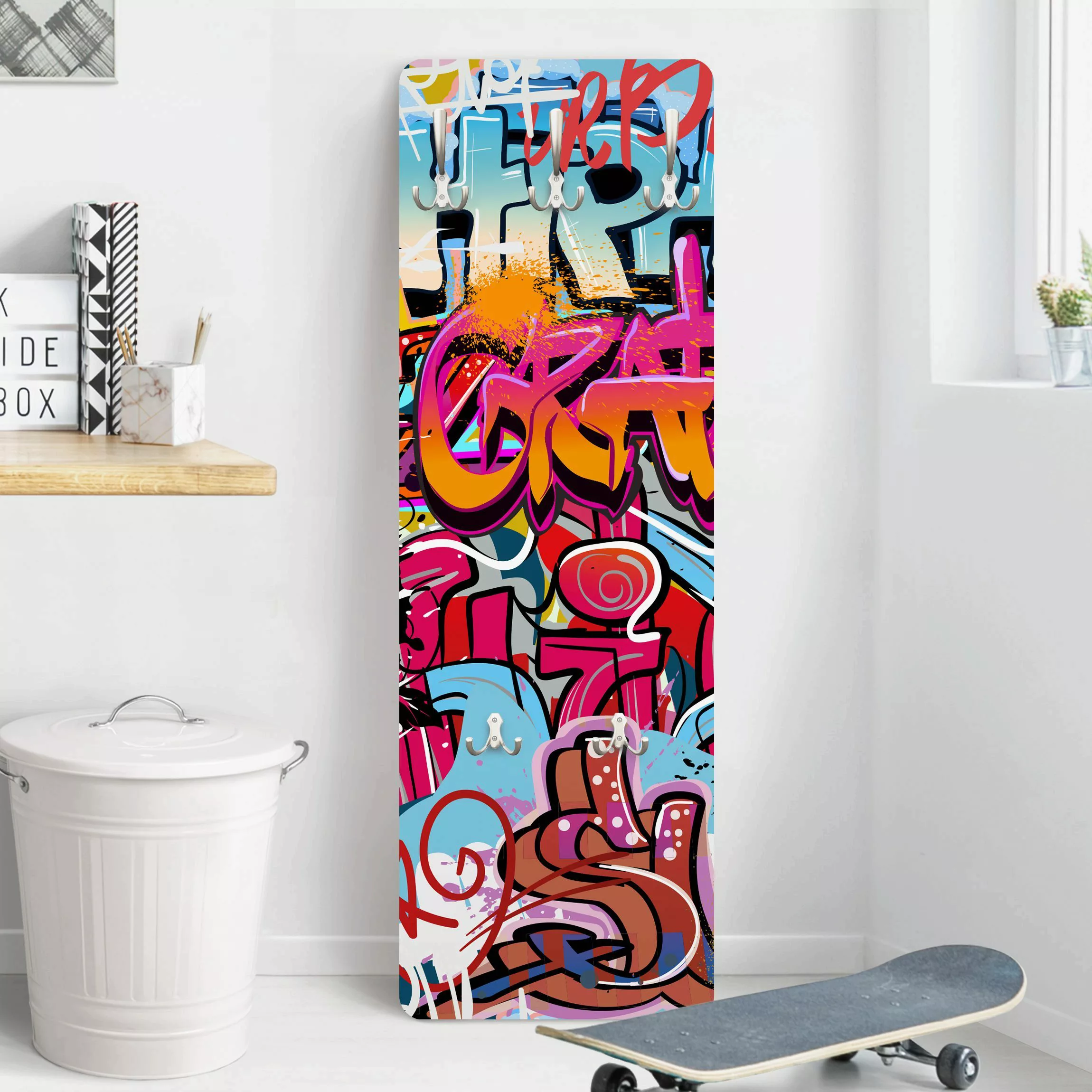 Wandgarderobe Holzpaneel Kinderzimmer HipHop Graffiti günstig online kaufen