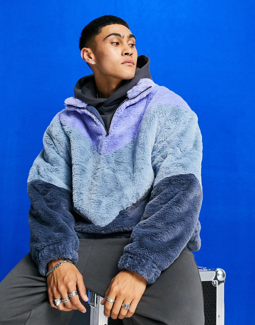 ASOS DESIGN – Oversize-Sweatshirt aus Kunstpelz in Blautönen und Flieder mi günstig online kaufen