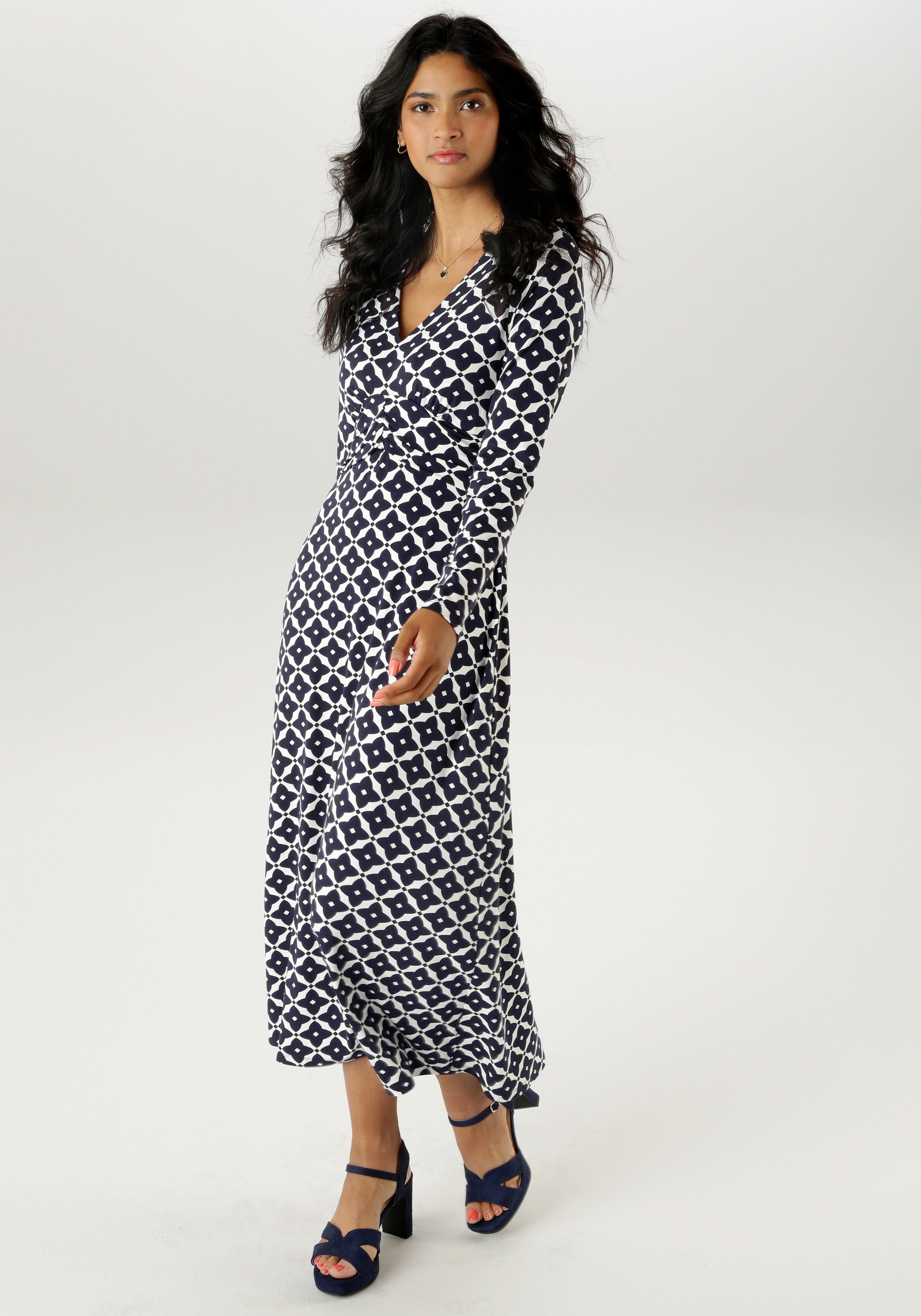 Aniston SELECTED Midikleid mit eleganten, grafischen günstig online kaufen