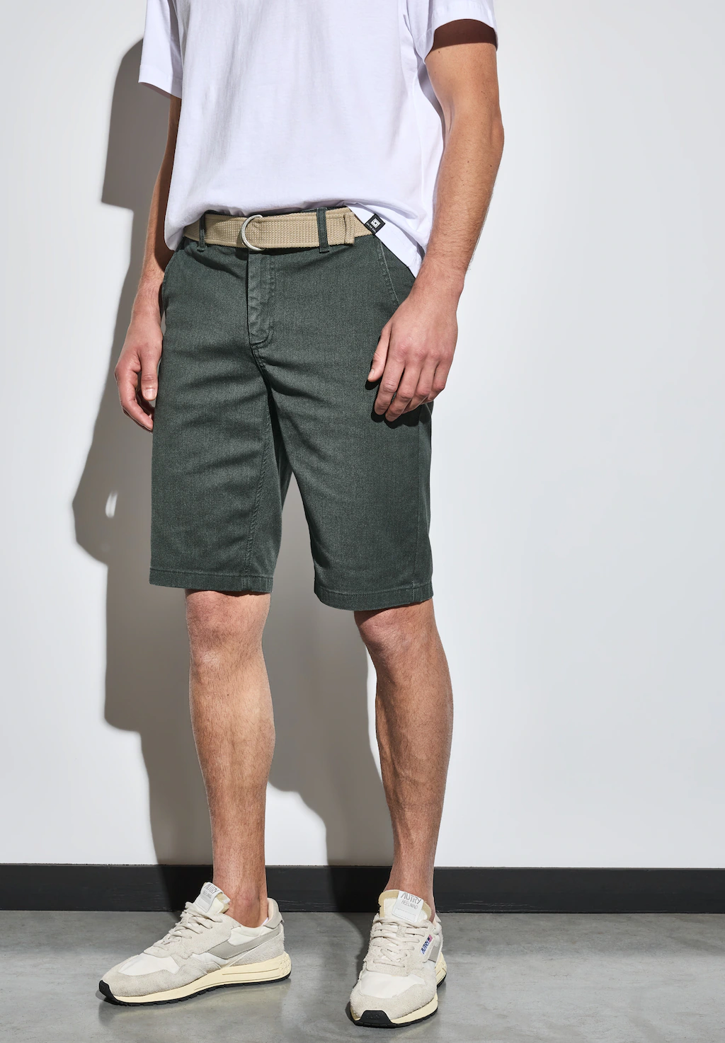 STREET ONE MEN Shorts, mit seitlichen Einschubtaschen günstig online kaufen
