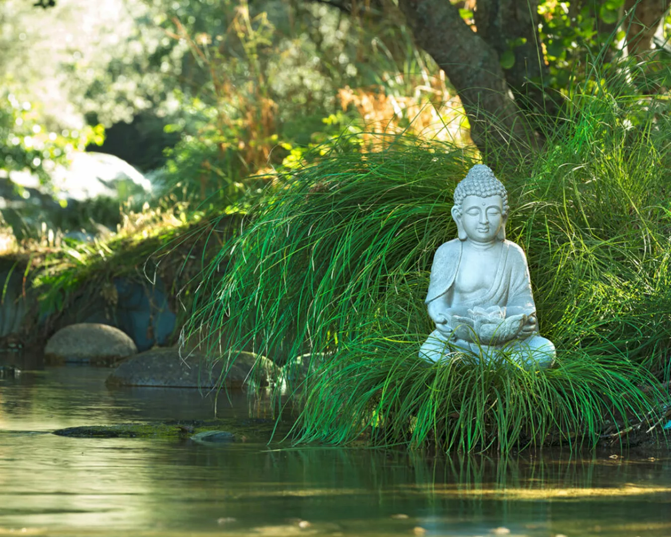Fototapete "Buddhastatue" 4,00x2,50 m / Glattvlies Perlmutt günstig online kaufen