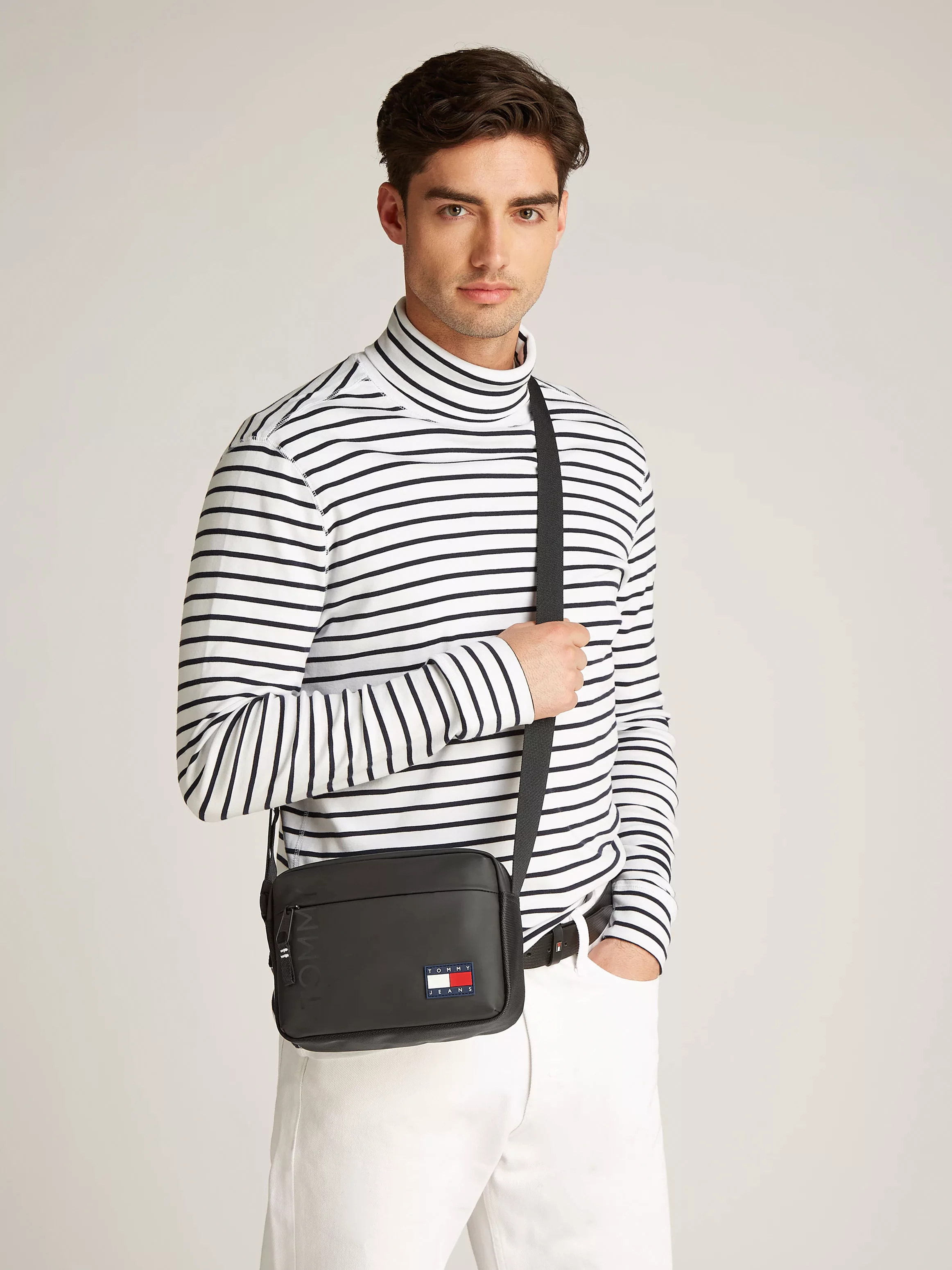 Tommy Jeans Umhängetasche "TJM DAILY + CAMERA BAG", Men Mini Bag, Schultert günstig online kaufen