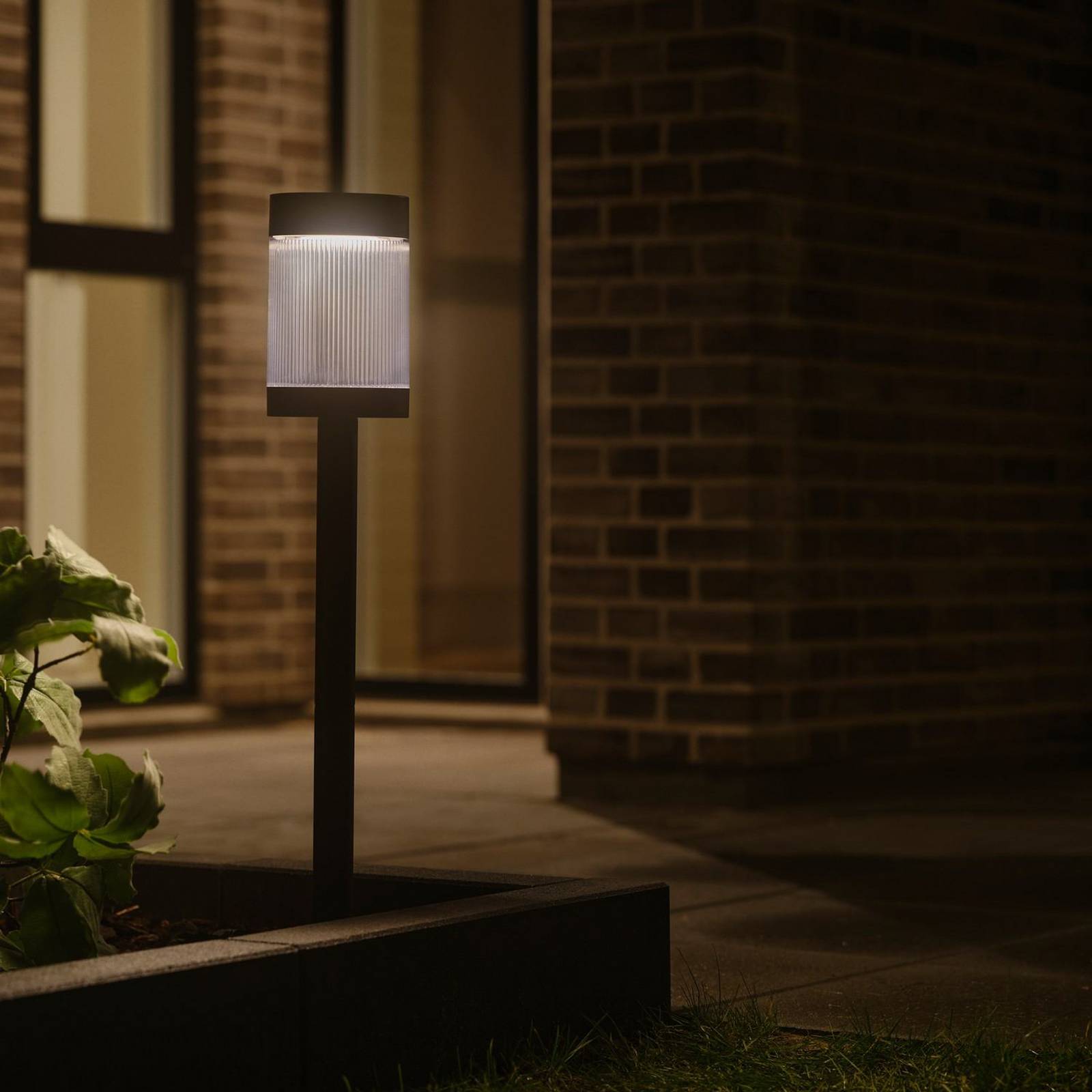 Solar-Wegeleuchte Coupar, schwarz, Aluminium, IP44 günstig online kaufen