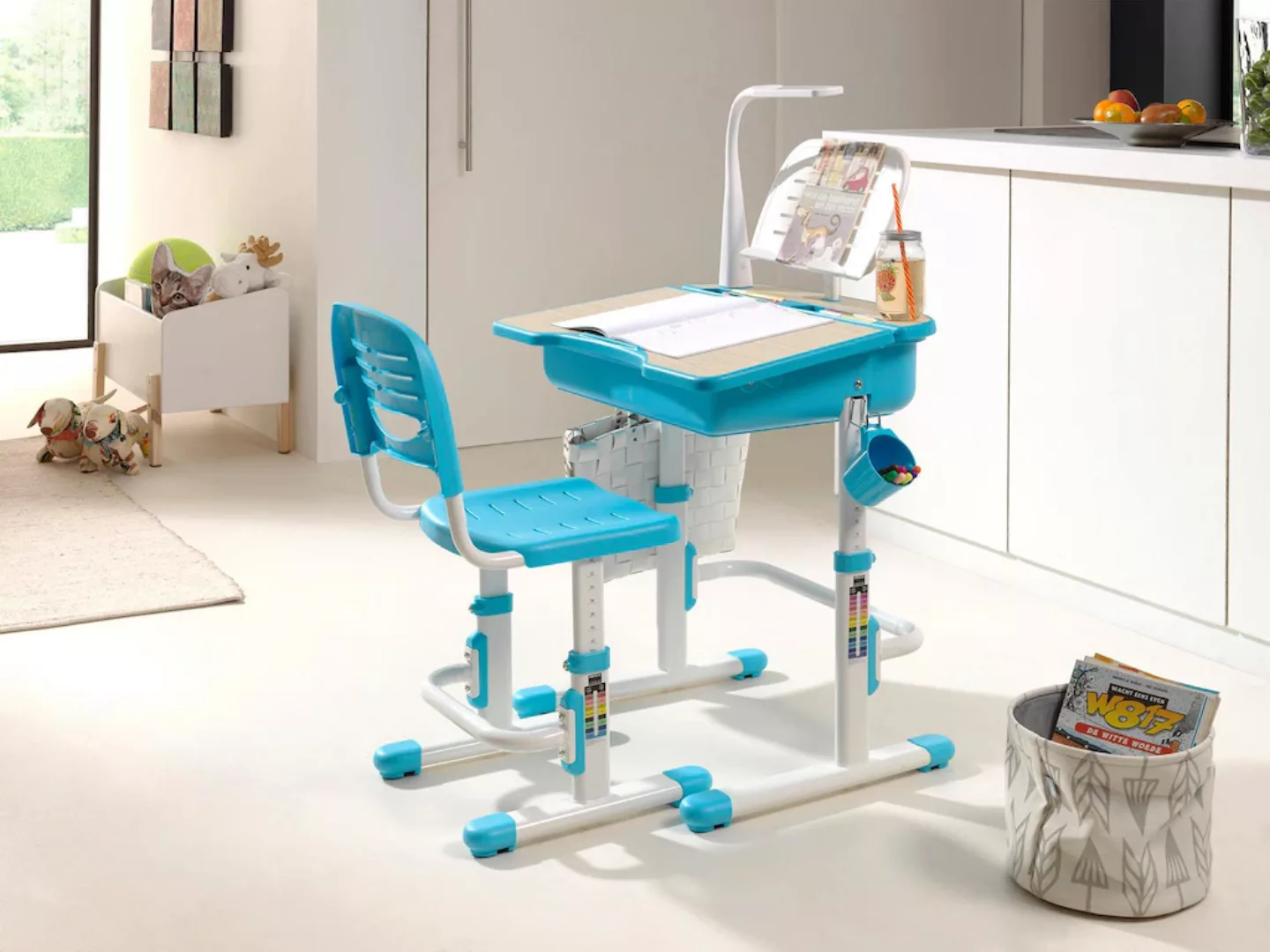 Vipack Kinderschreibtisch "Comfortline", (Set, mit Stuhl und Beleuchtung) günstig online kaufen