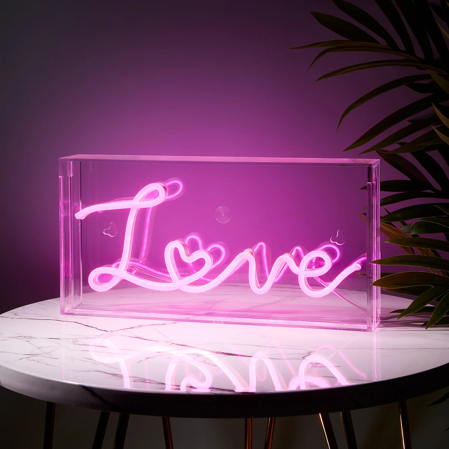 Neon Wand- und Tischlampe Love günstig online kaufen