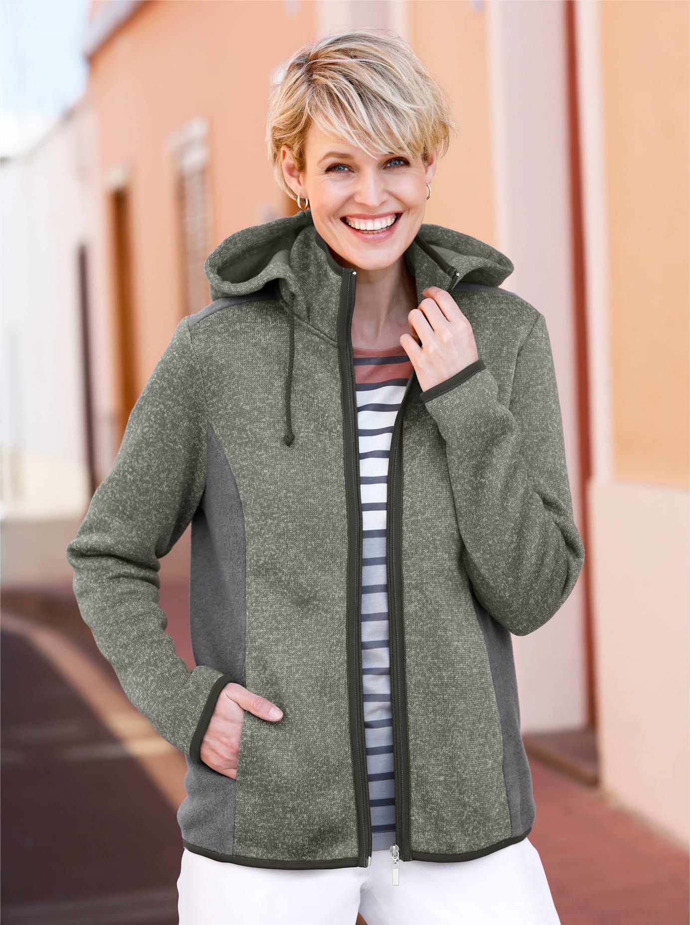 Classic Basics Strickfleecejacke, mit Kapuze günstig online kaufen