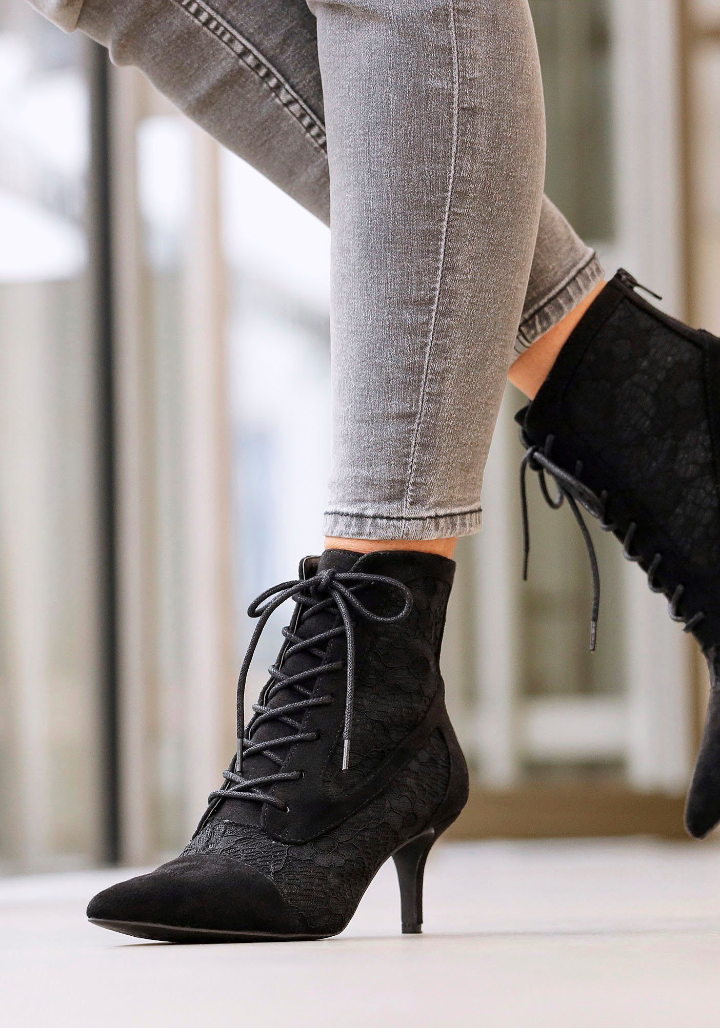 LASCANA Schnürstiefelette, in sexy Spitzen Optik, Stiefel günstig online kaufen