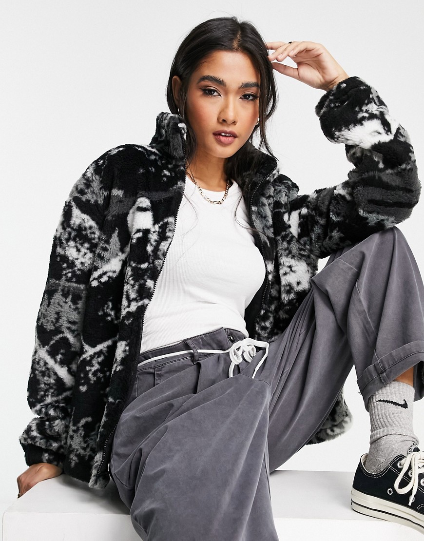 Carhartt WIP – Fleece-Jacke mit Reißverschluss vorne und alpinem Print-Schw günstig online kaufen