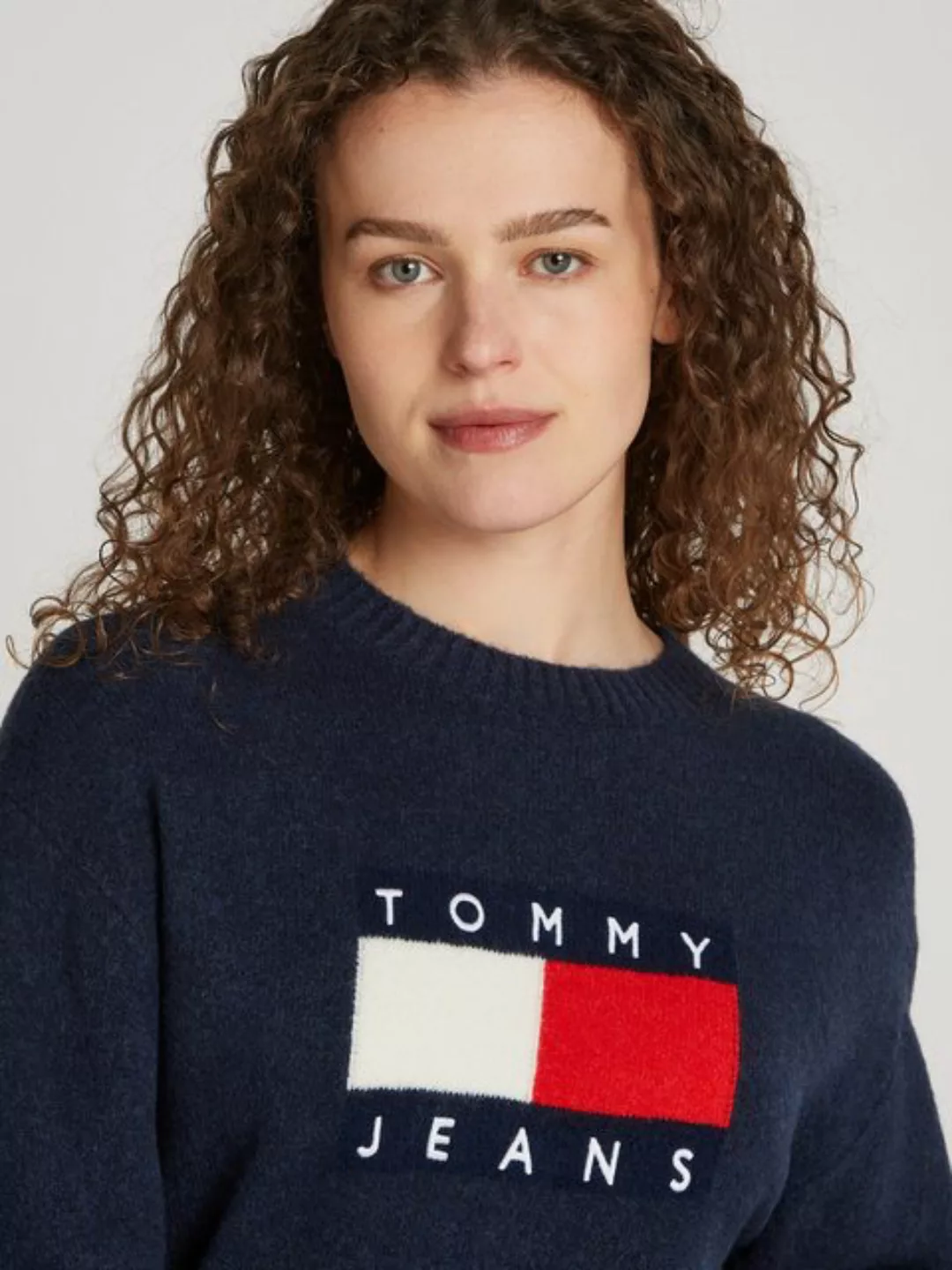 Tommy Jeans Curve Strickpullover "TJW MELANGE FLAG SWEATER EXT", in Großen günstig online kaufen