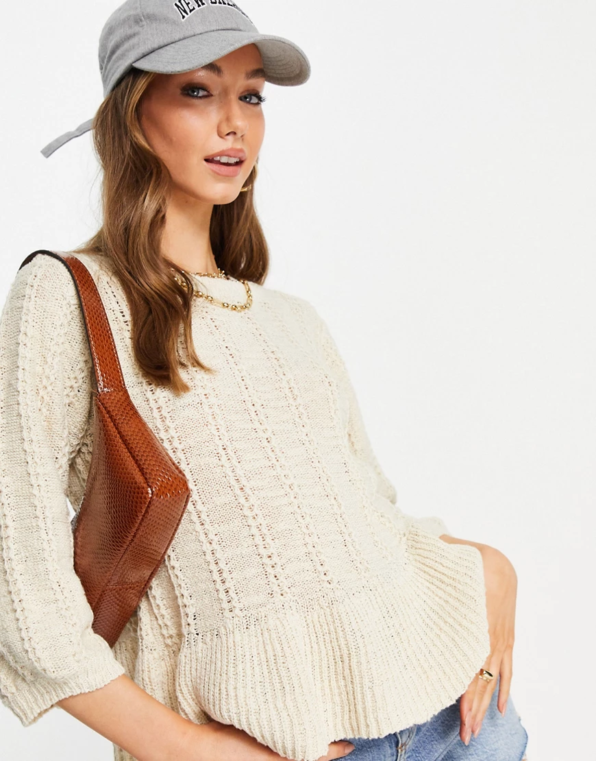 Vero Moda – Bluse aus Bio-Baumwollmix in Strickoptik in Creme-Weiß günstig online kaufen