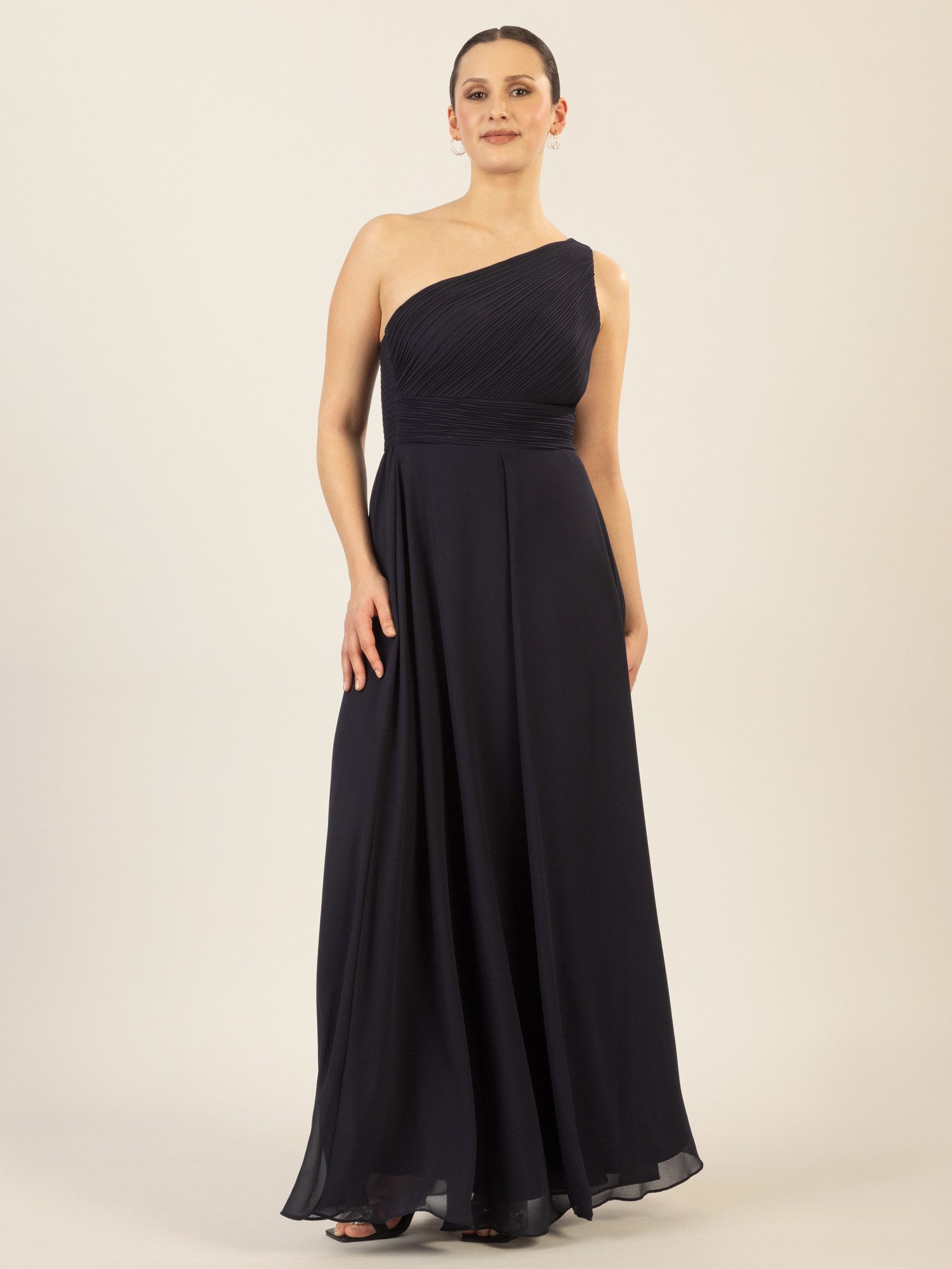 Apart Abendkleid mit Plissee- Drapierung vorne günstig online kaufen